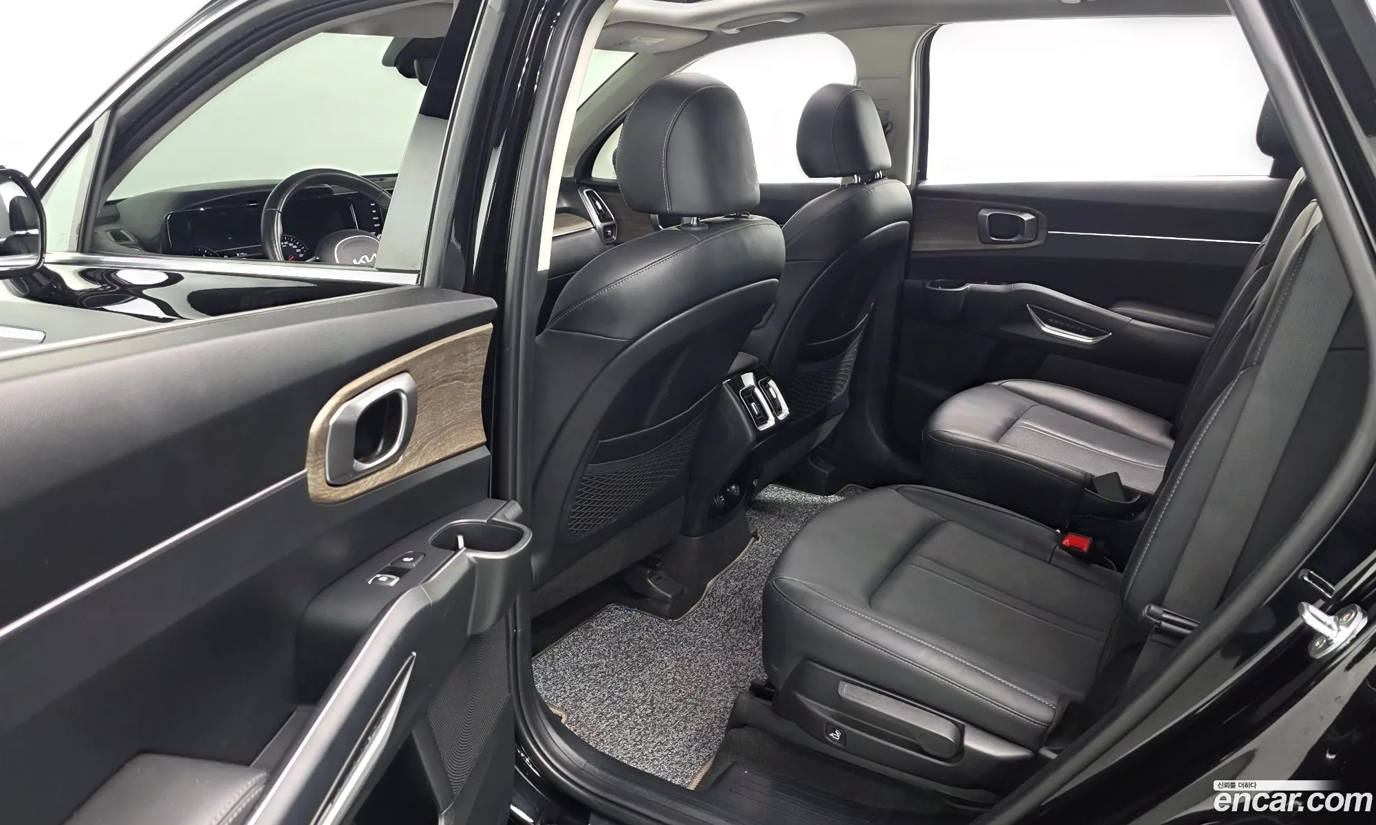 Kia Sorento 2022 — 9