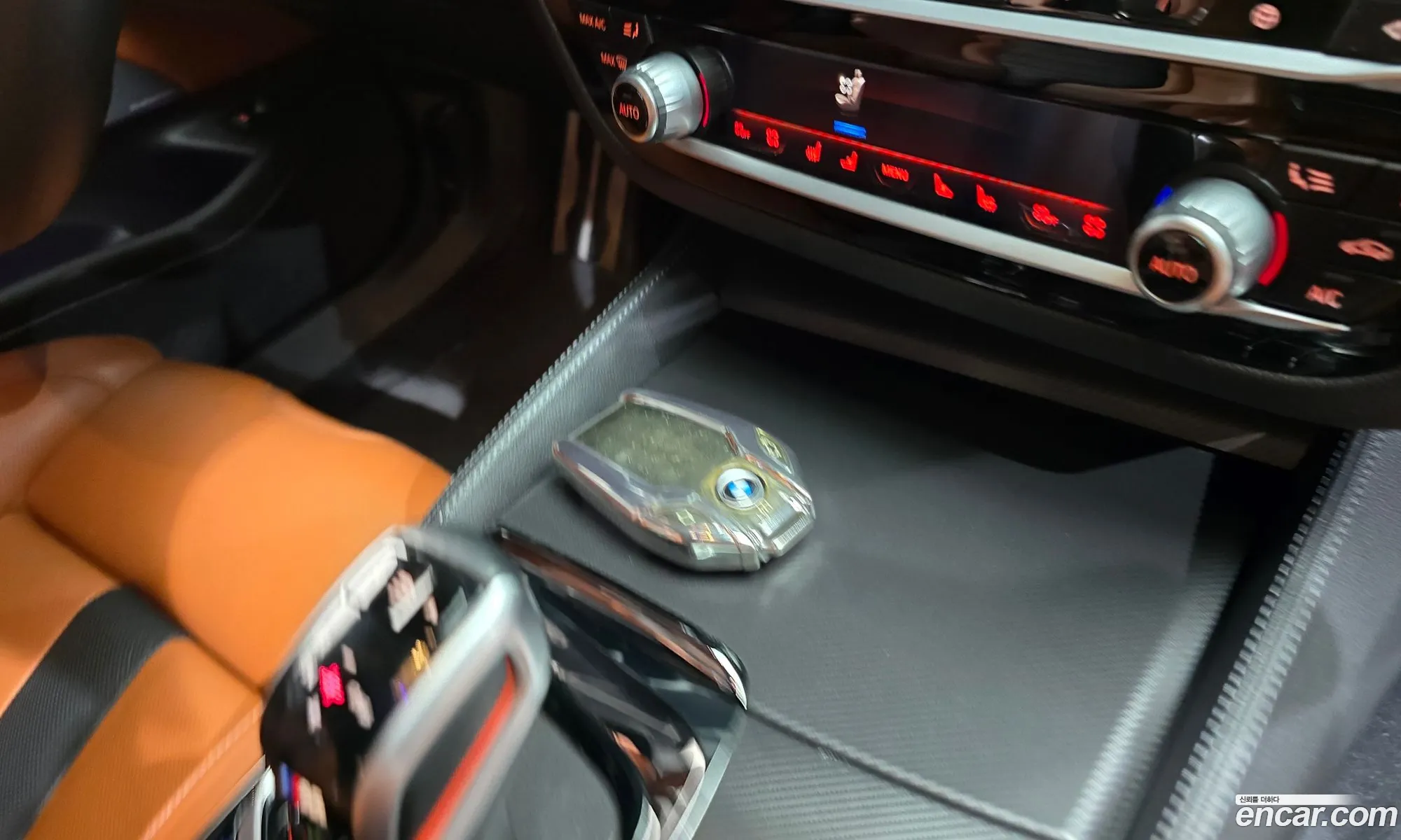 BMW M5 2019 WBSJF0101LBS92762 — 32