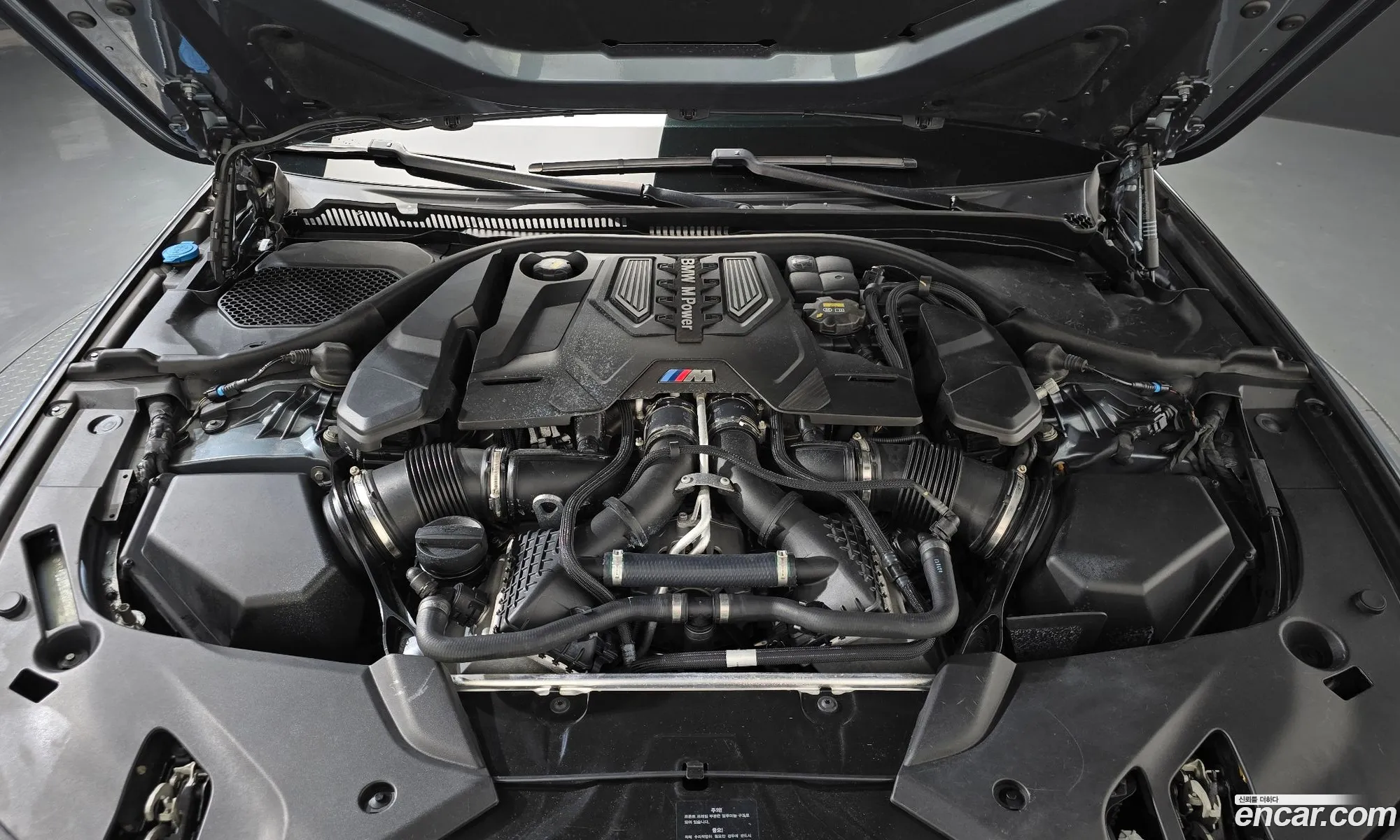 BMW M5 2019 WBSJF0101LBS92762 — 17