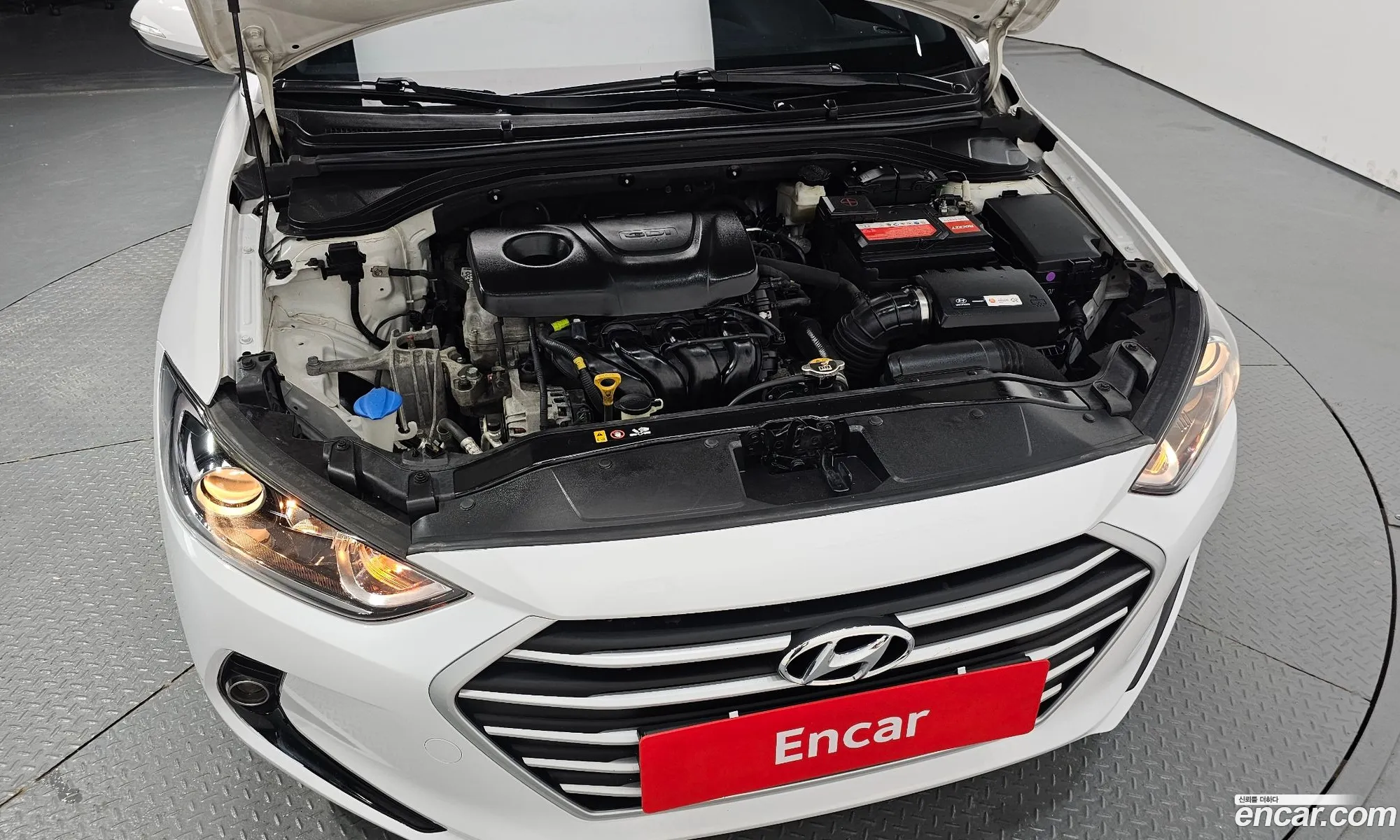 Hyundai Elantra AD 2018 — 23