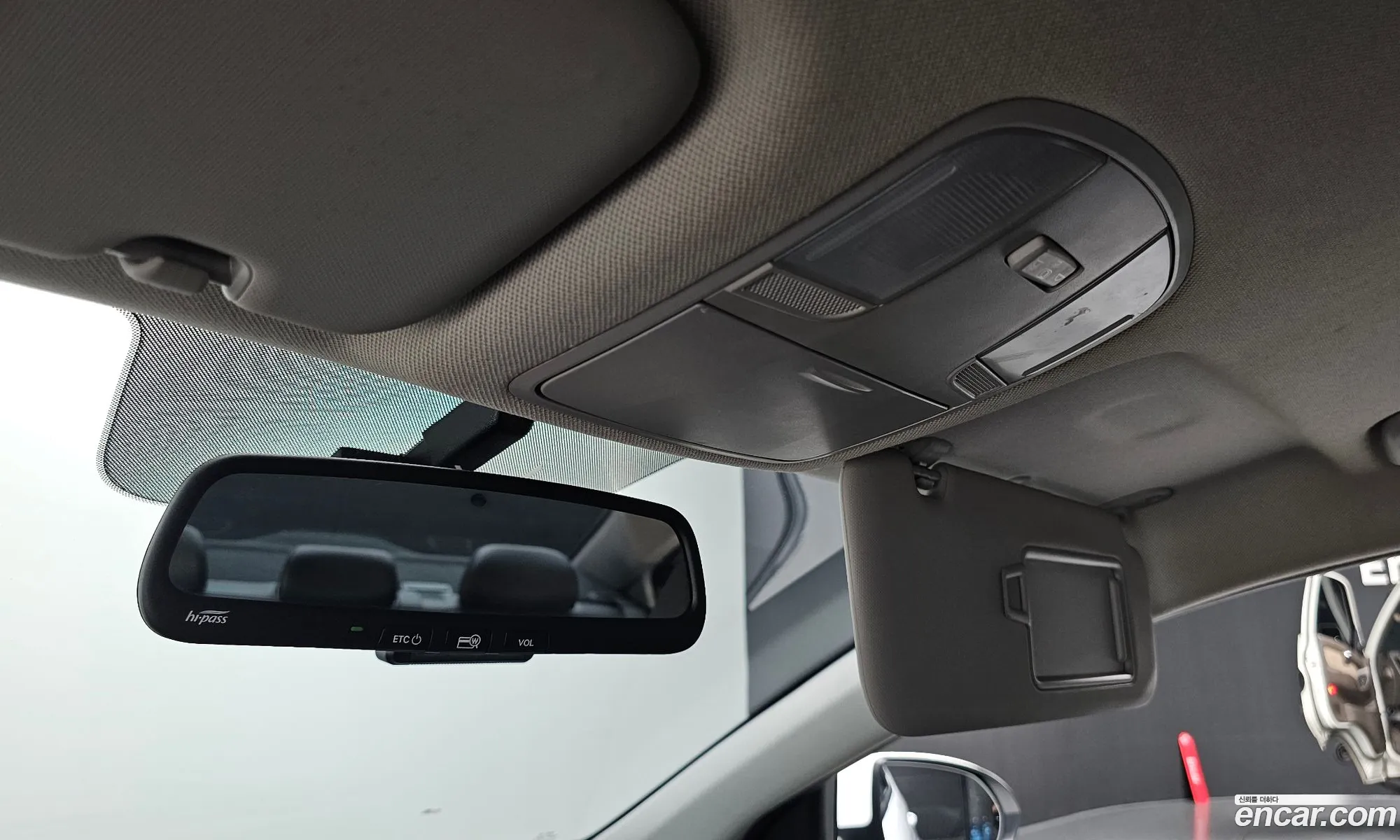 Hyundai Elantra AD 2018 — 9