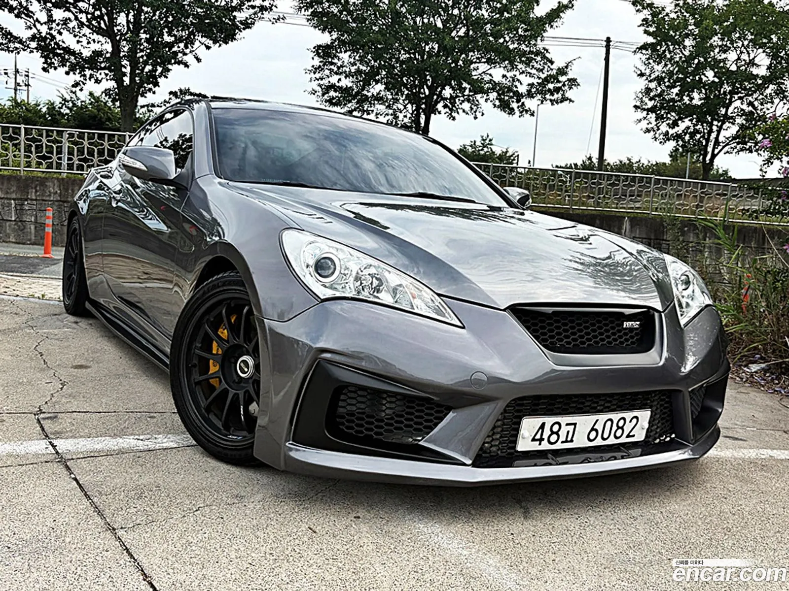 Hyundai Genesis Coupe