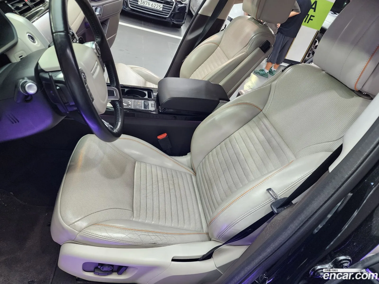 Land Rover Discovery 5 2017 — 14