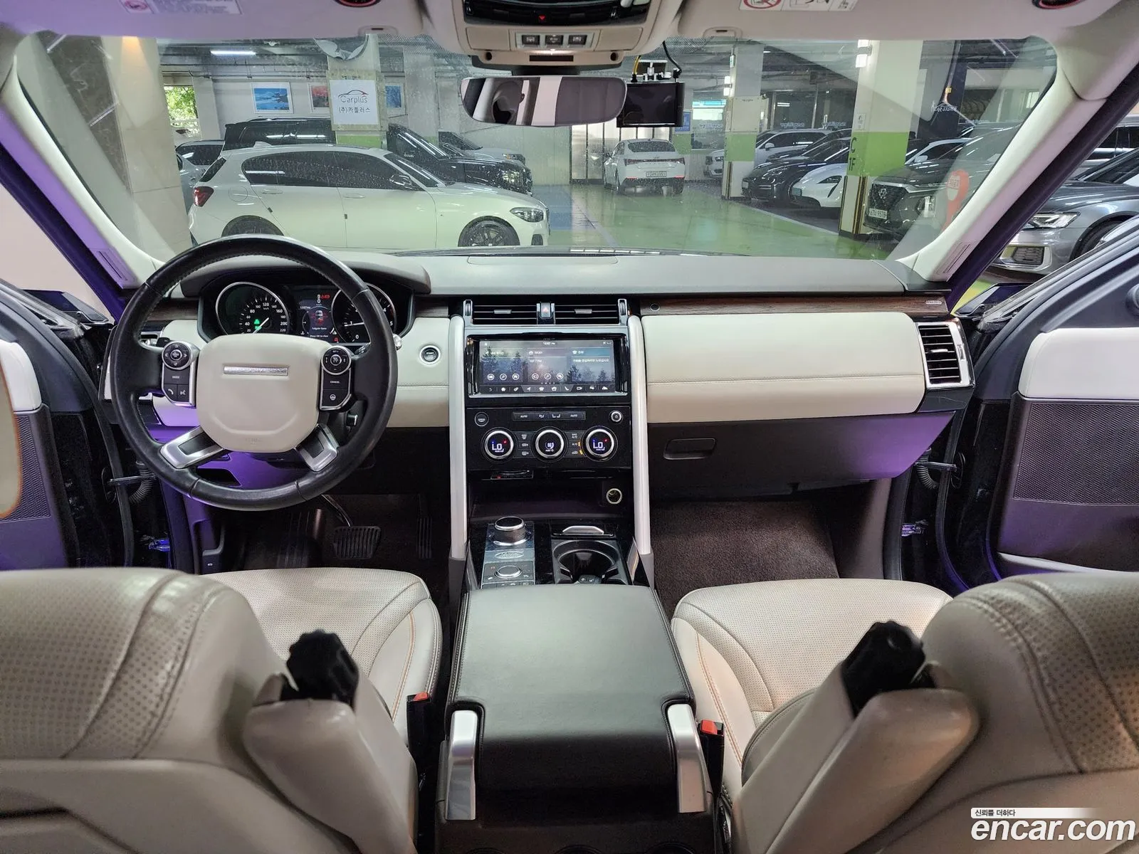 Land Rover Discovery 5 2017 — 13