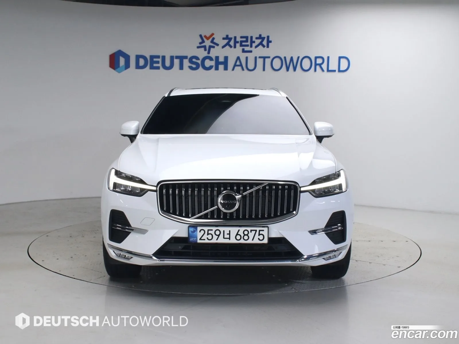 Volvo XC60 2022 — 2