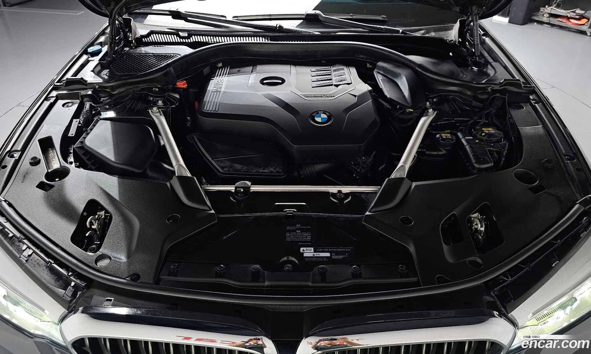 BMW 5 Series 2020 WBAJK9104LCE78538 — 2