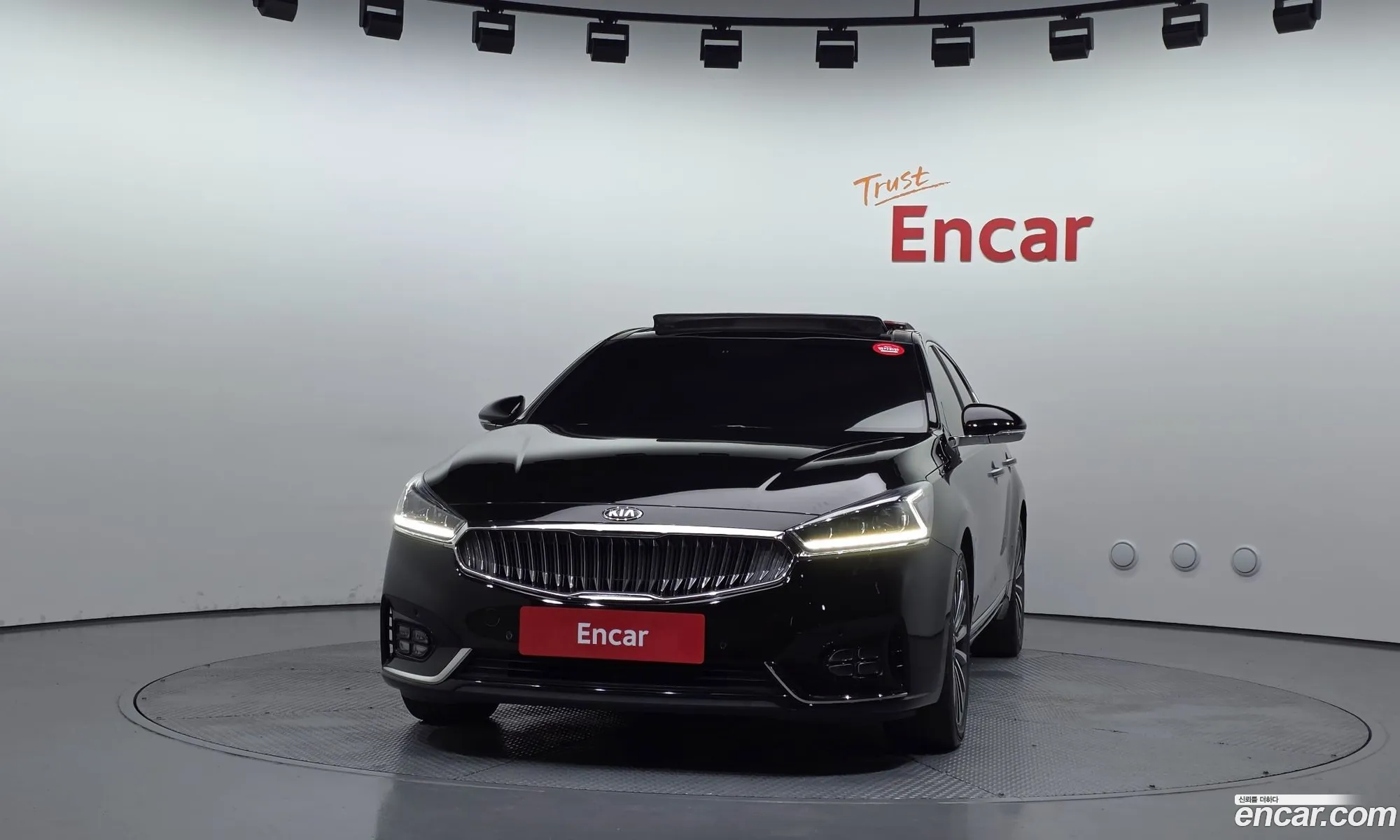 Kia K7 2018 KNALC418BJA146687 — 3