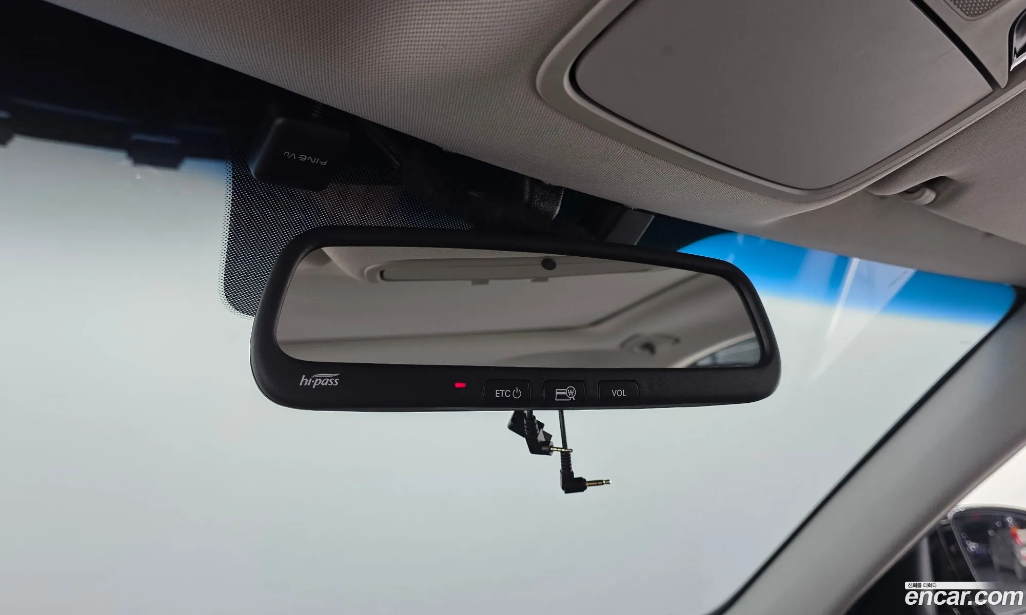 Kia K7 2018 KNALC418BJA146687 — 10