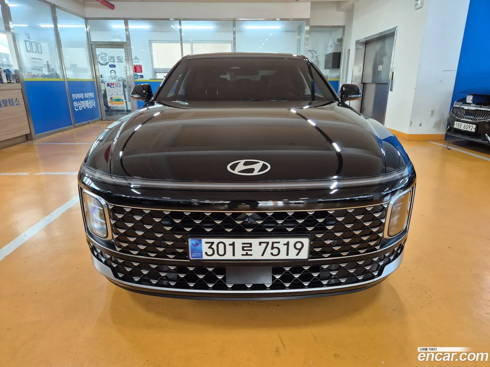 Hyundai Grandeur 2023 — 2