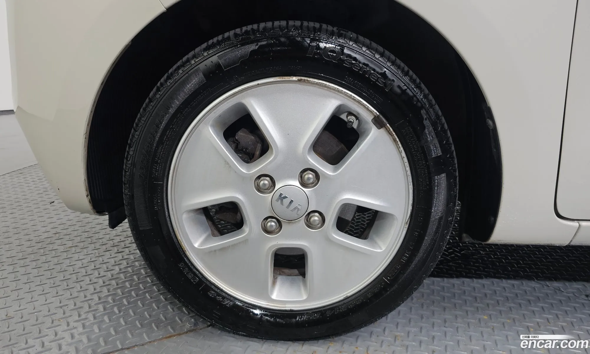 Kia Ray 2016 KNACJ811BGT142296 — 2
