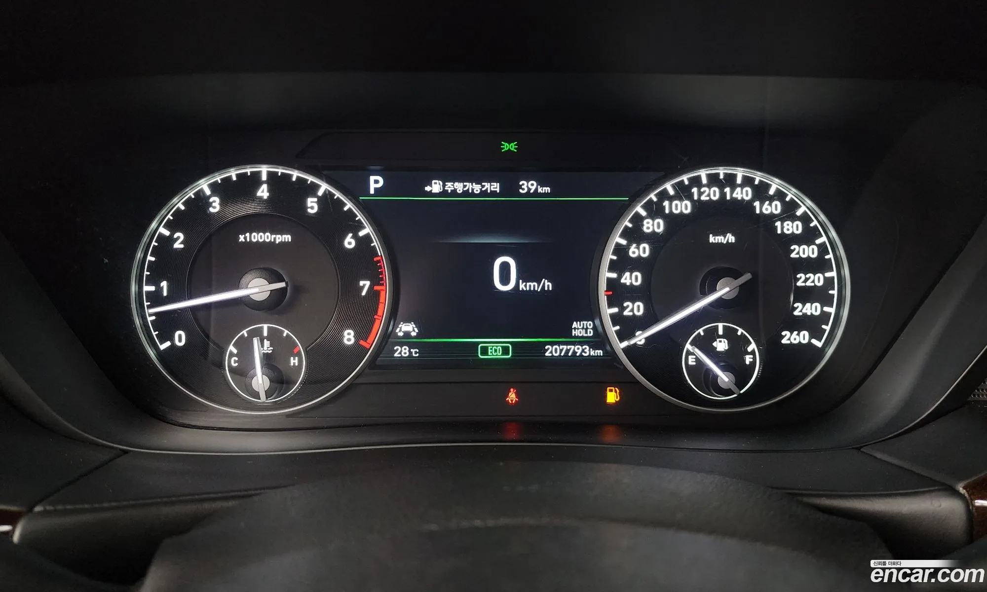 Genesis EQ900 2017 — 10