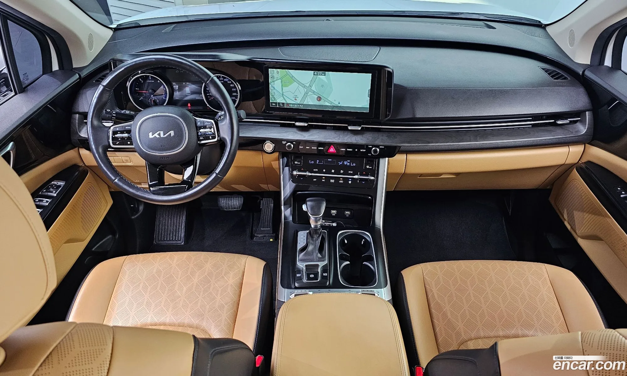 Kia Carnival 2023 — 16