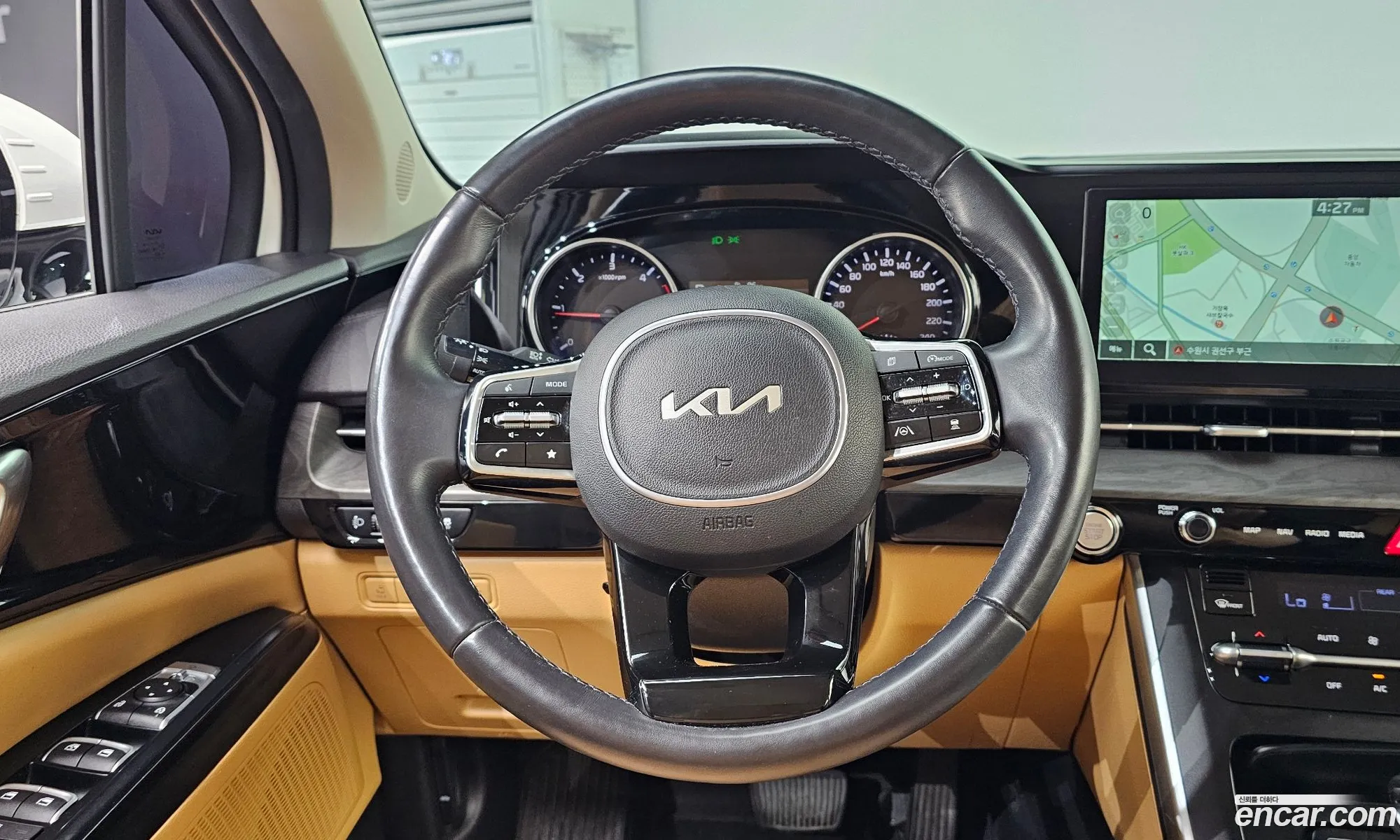 Kia Carnival 2023 — 26