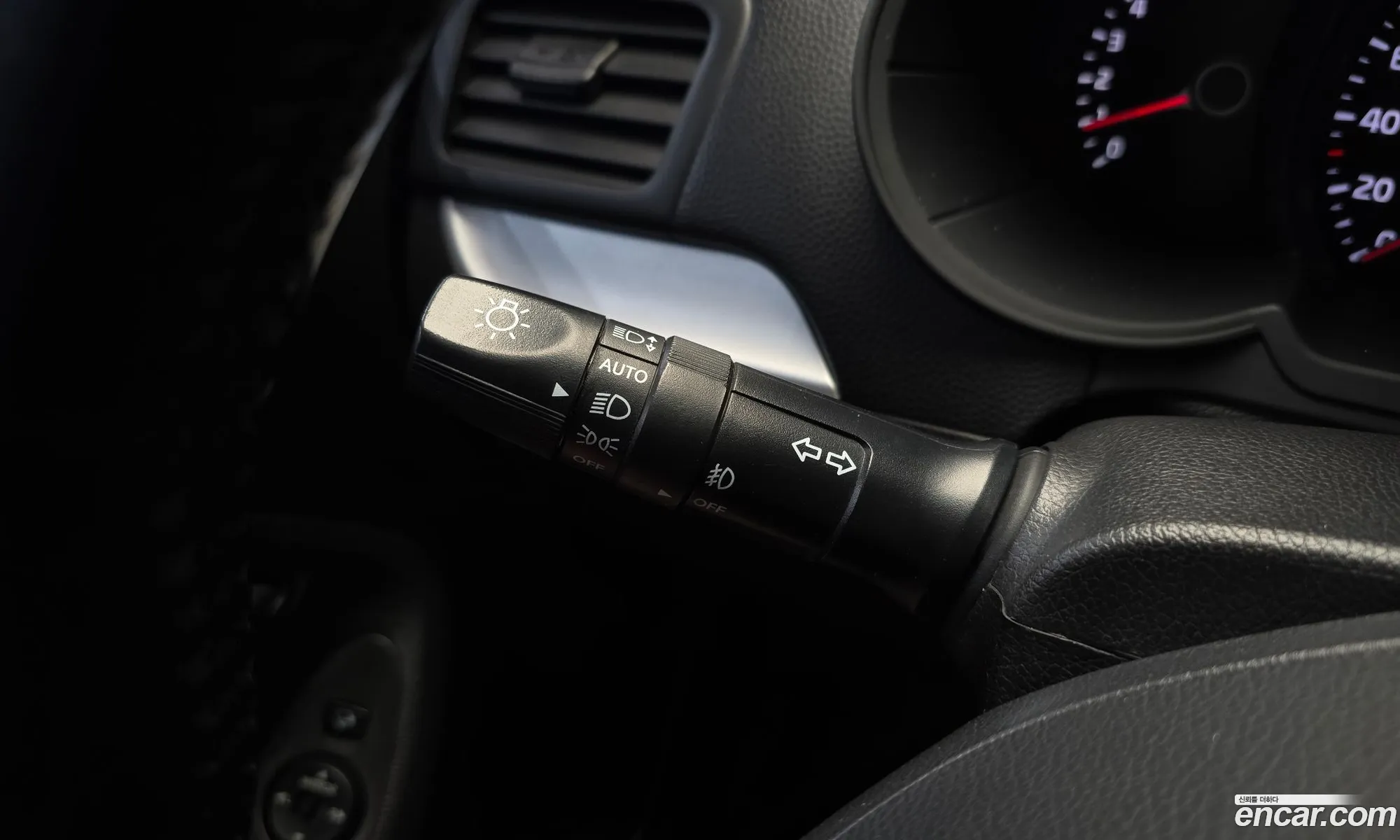 Kia Morning 2015 KNABX511BFT958934 — 2