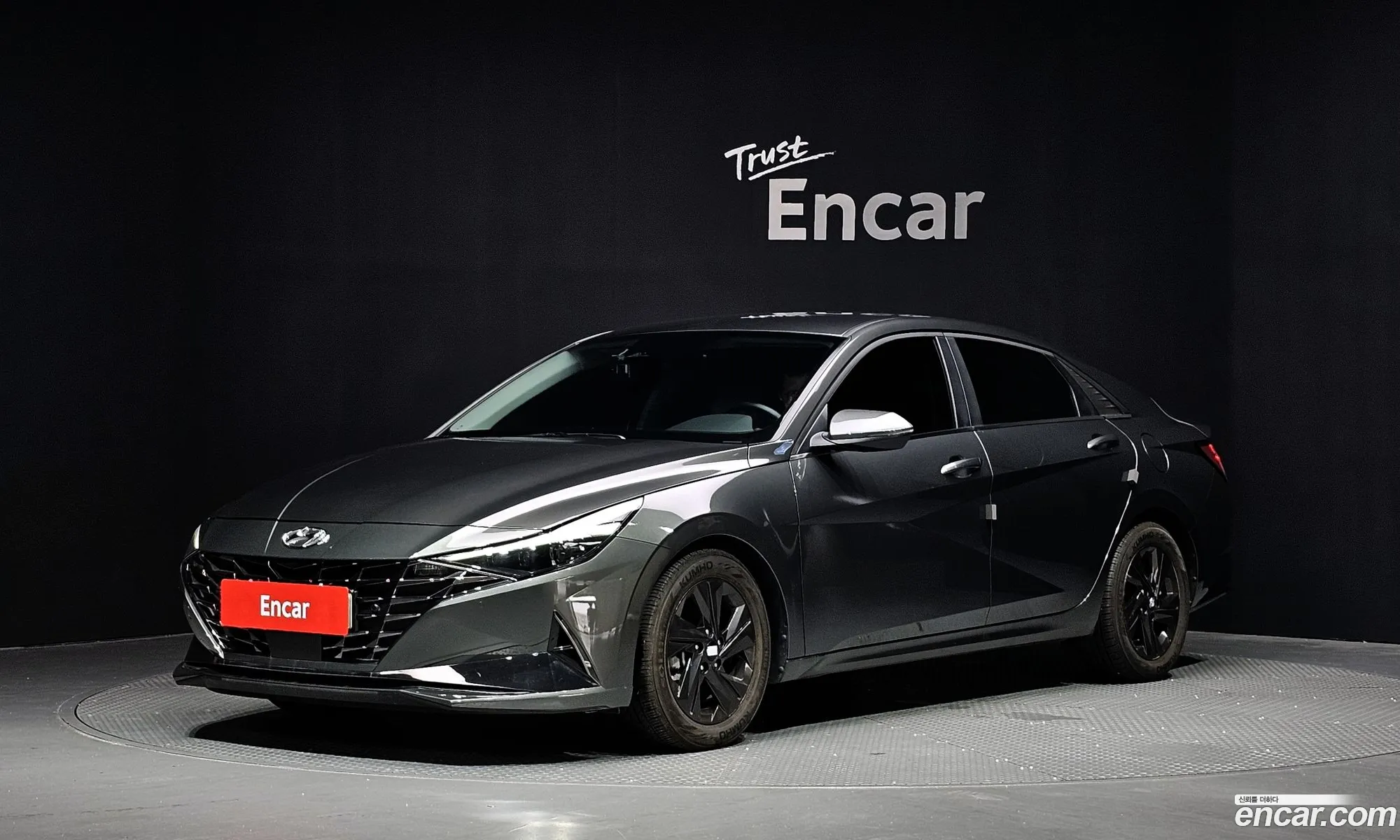 Hyundai Elantra 2021 — 12