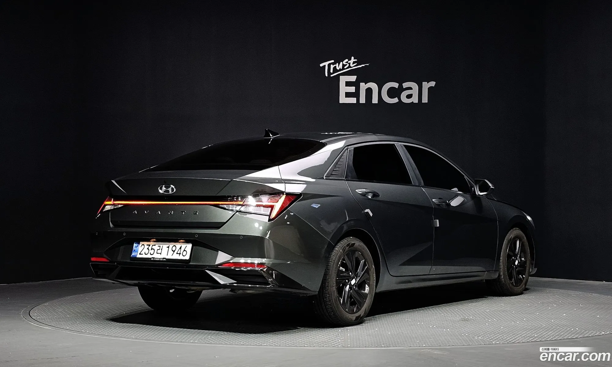 Hyundai Elantra 2021 — 14