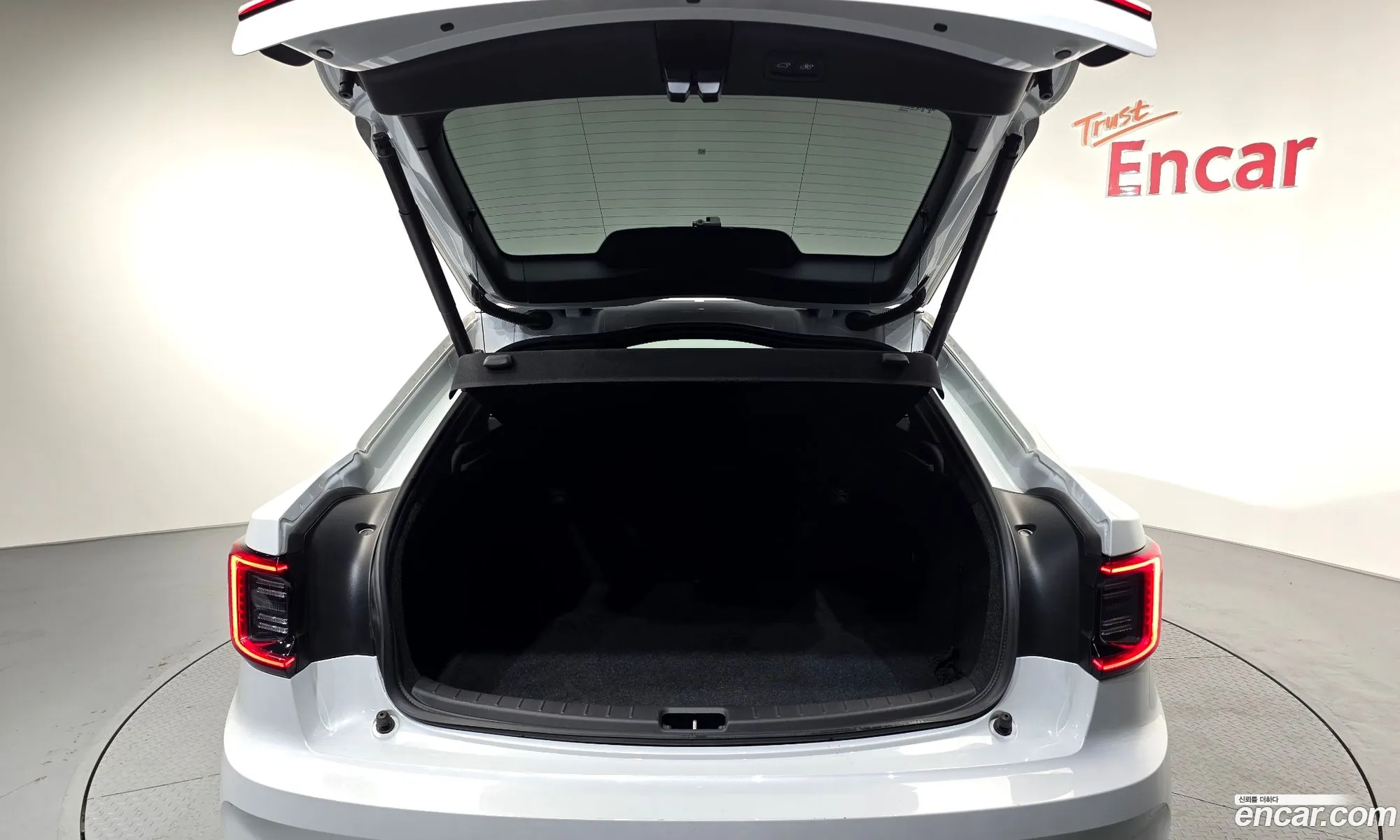 Polestar Polestar 2 2022 — 32