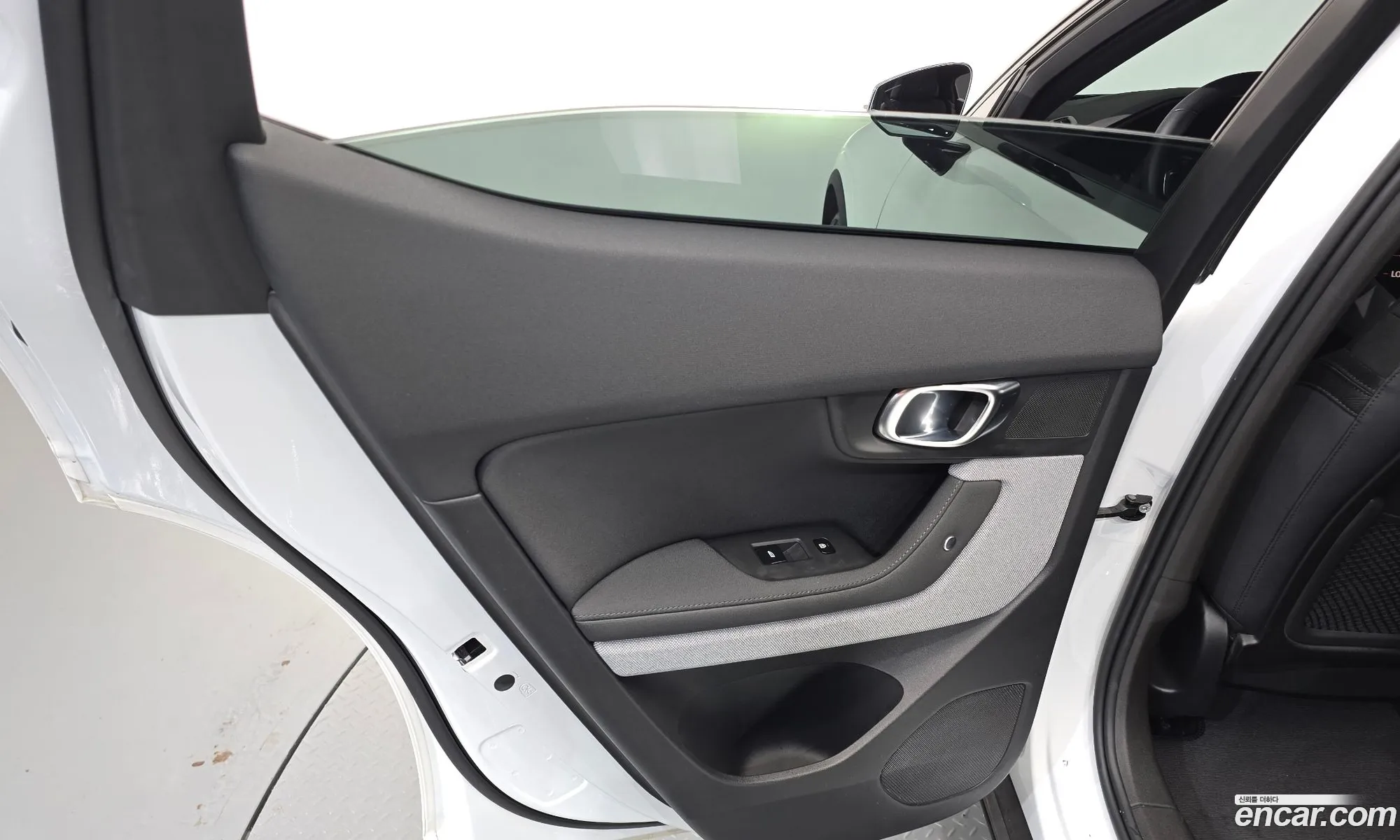 Polestar Polestar 2 2022 — 24