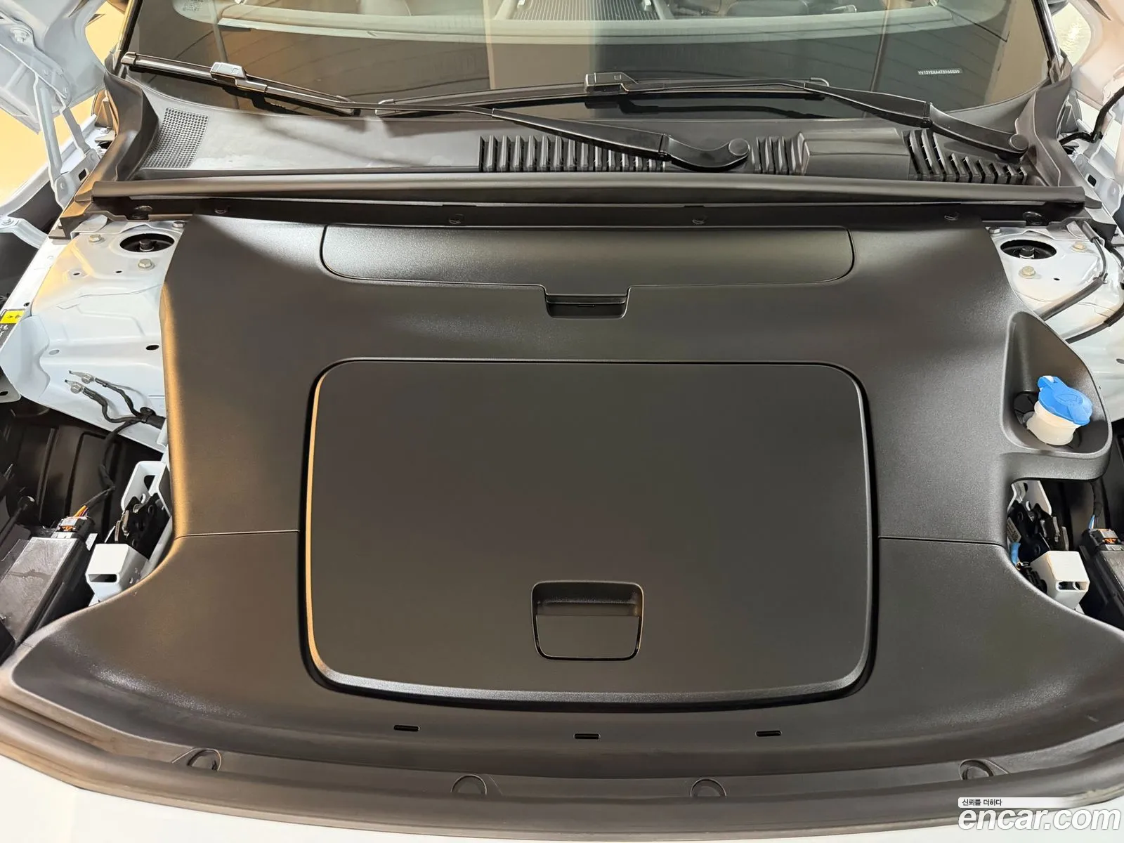 Volvo EX30 Cross Country 2025 — 14