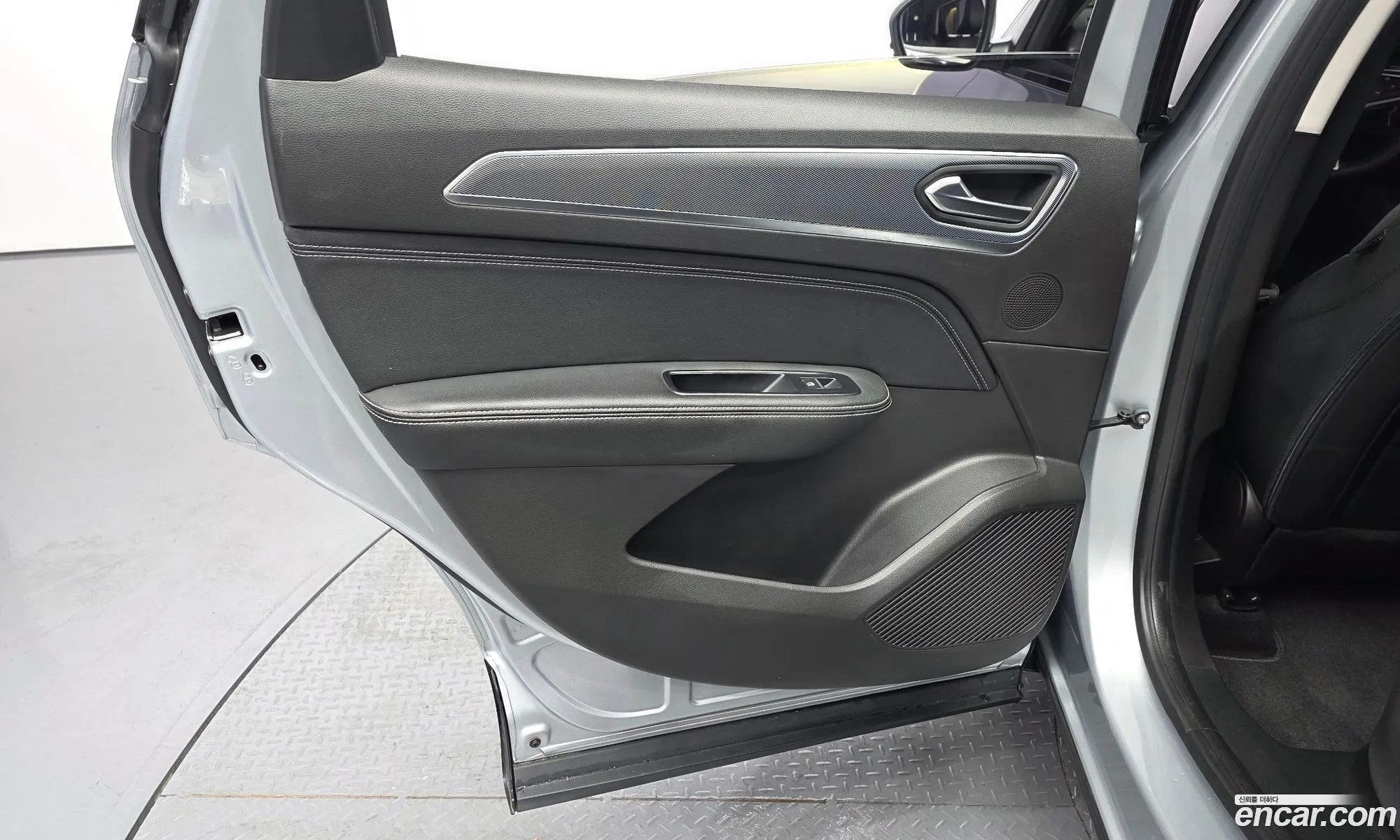 Renault Korea (Samsung) XM3 2020 — 11