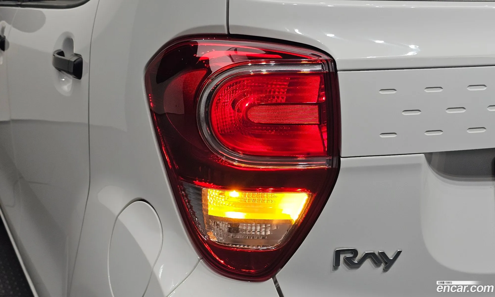 Kia Ray 2022 KNACF911BNT306358 — 16