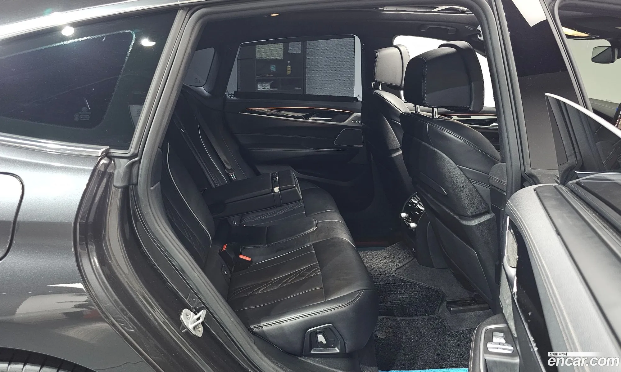BMW 6 Series GT 2023 — 17