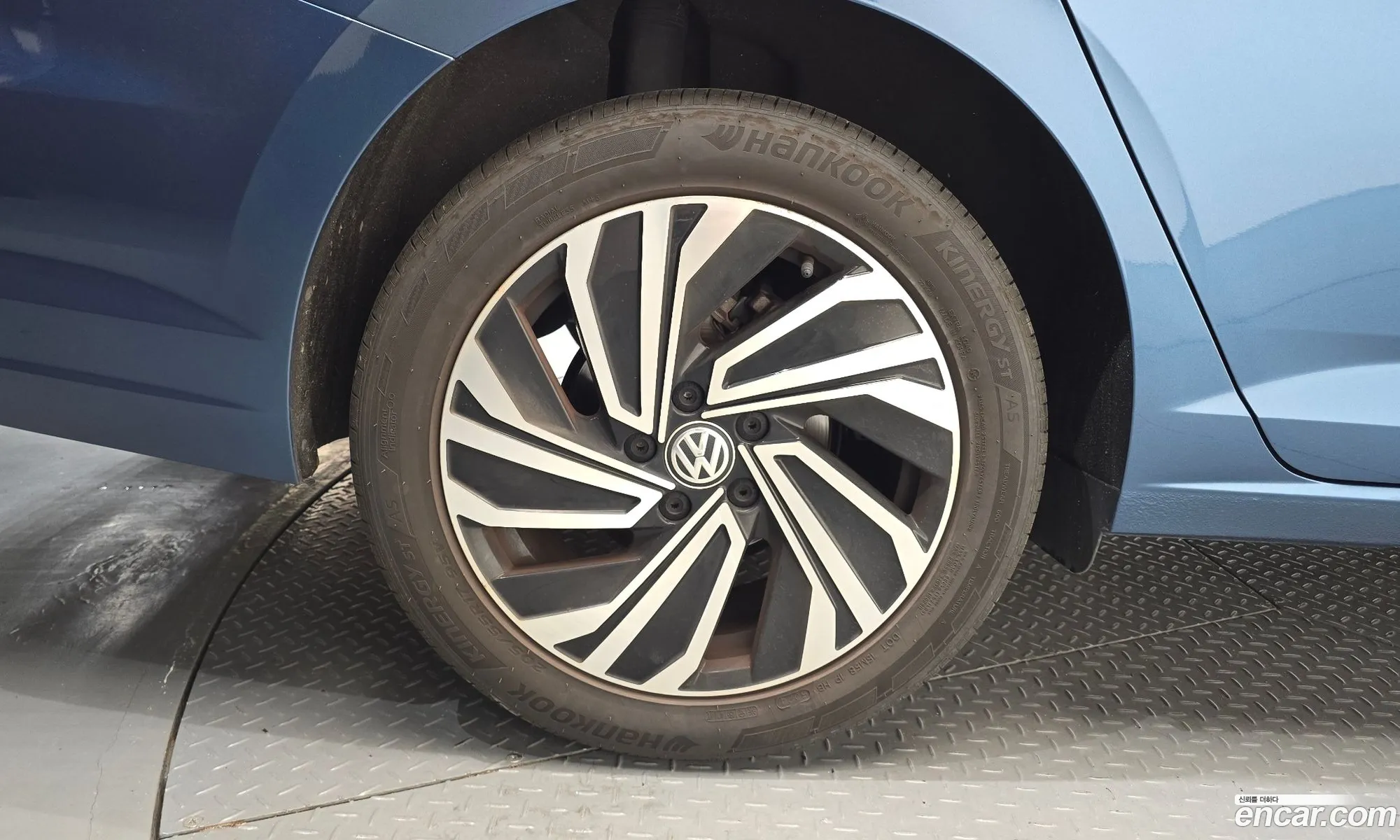 Volkswagen Jetta 7th Gen 2021 — 26