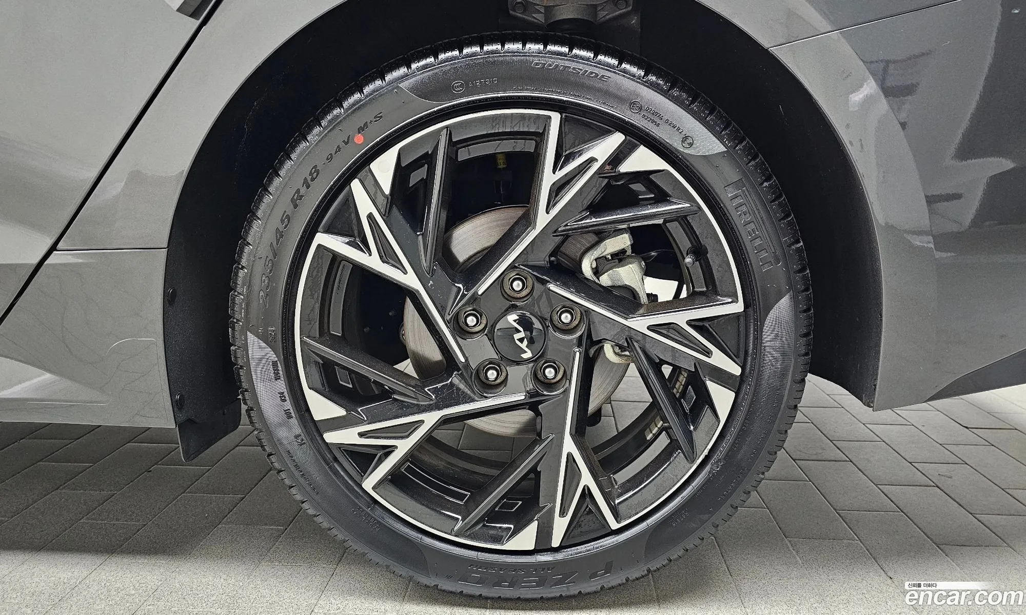 Kia K5 2025 — 10