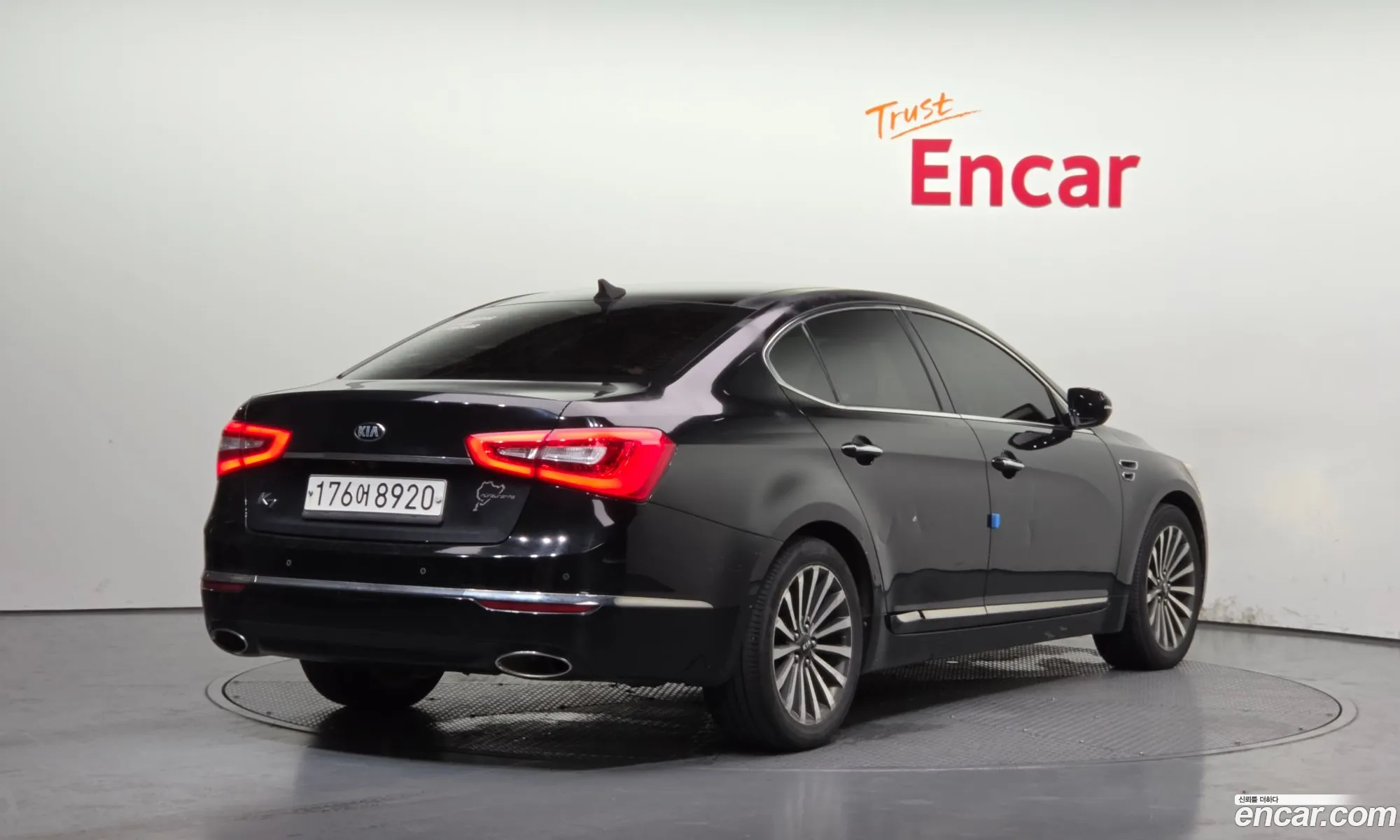 Kia K7 2013 — 11