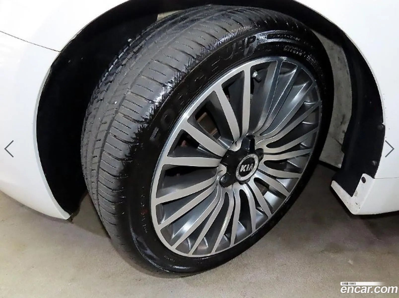 Kia K7 2015 — 19