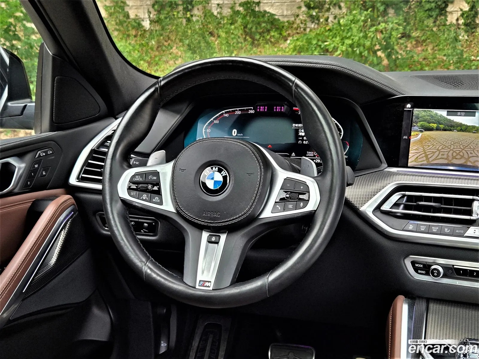 BMW X6 2021 — 18