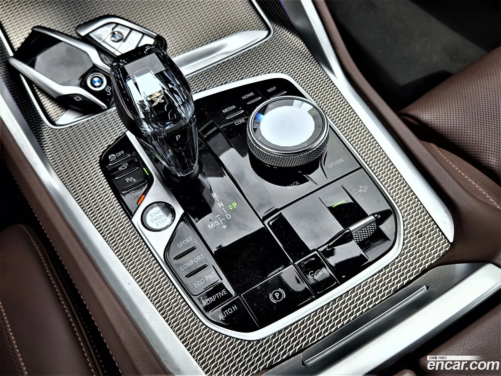 BMW X6 2021 — 12