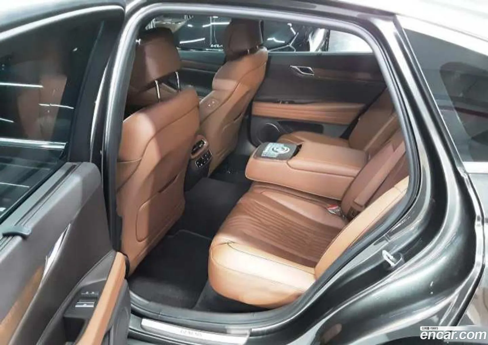 Genesis G80 2021 — 10