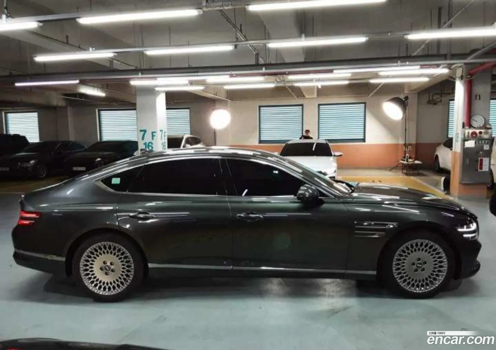 Genesis G80 2021 — 8