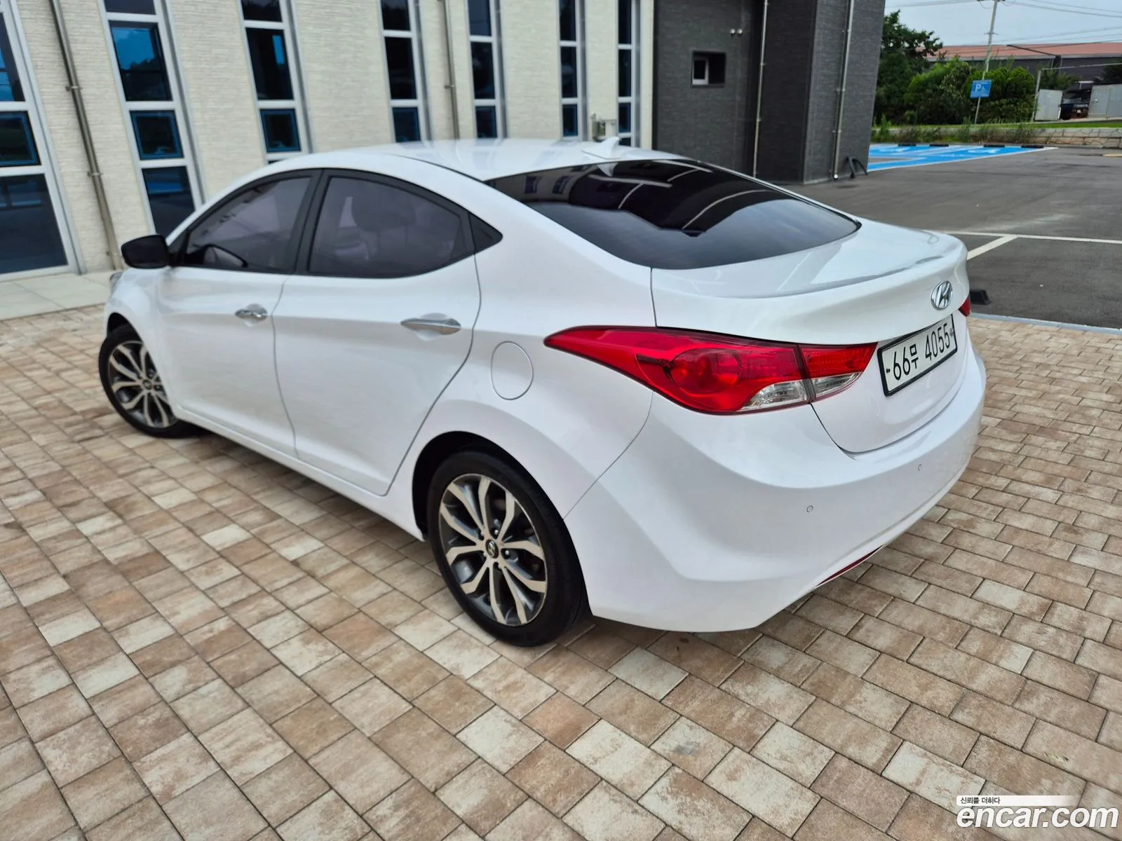 Hyundai Elantra MD 2013 — 10