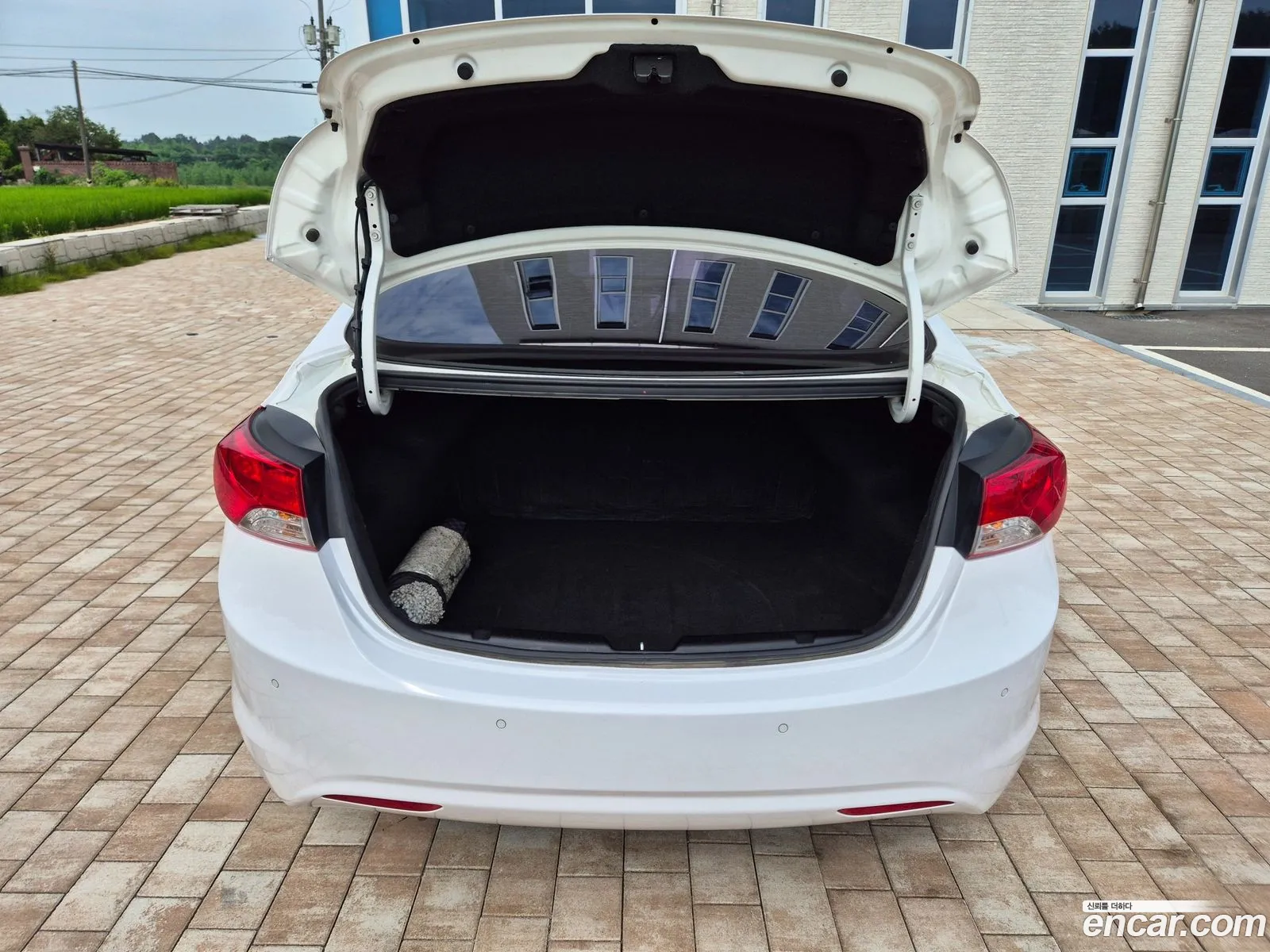 Hyundai Elantra MD 2013 — 20