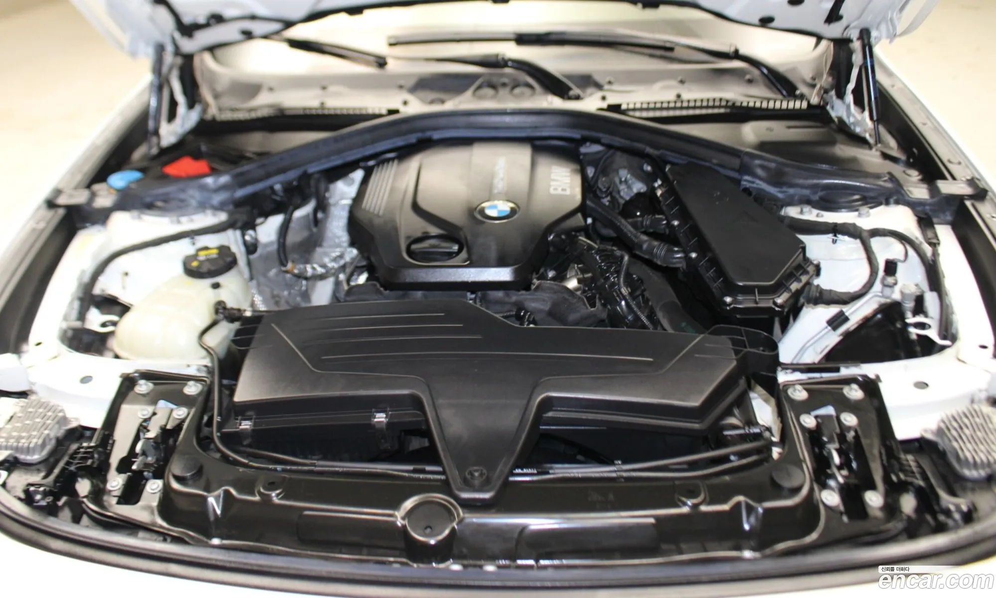 BMW 3 Series GT 2019 — 16