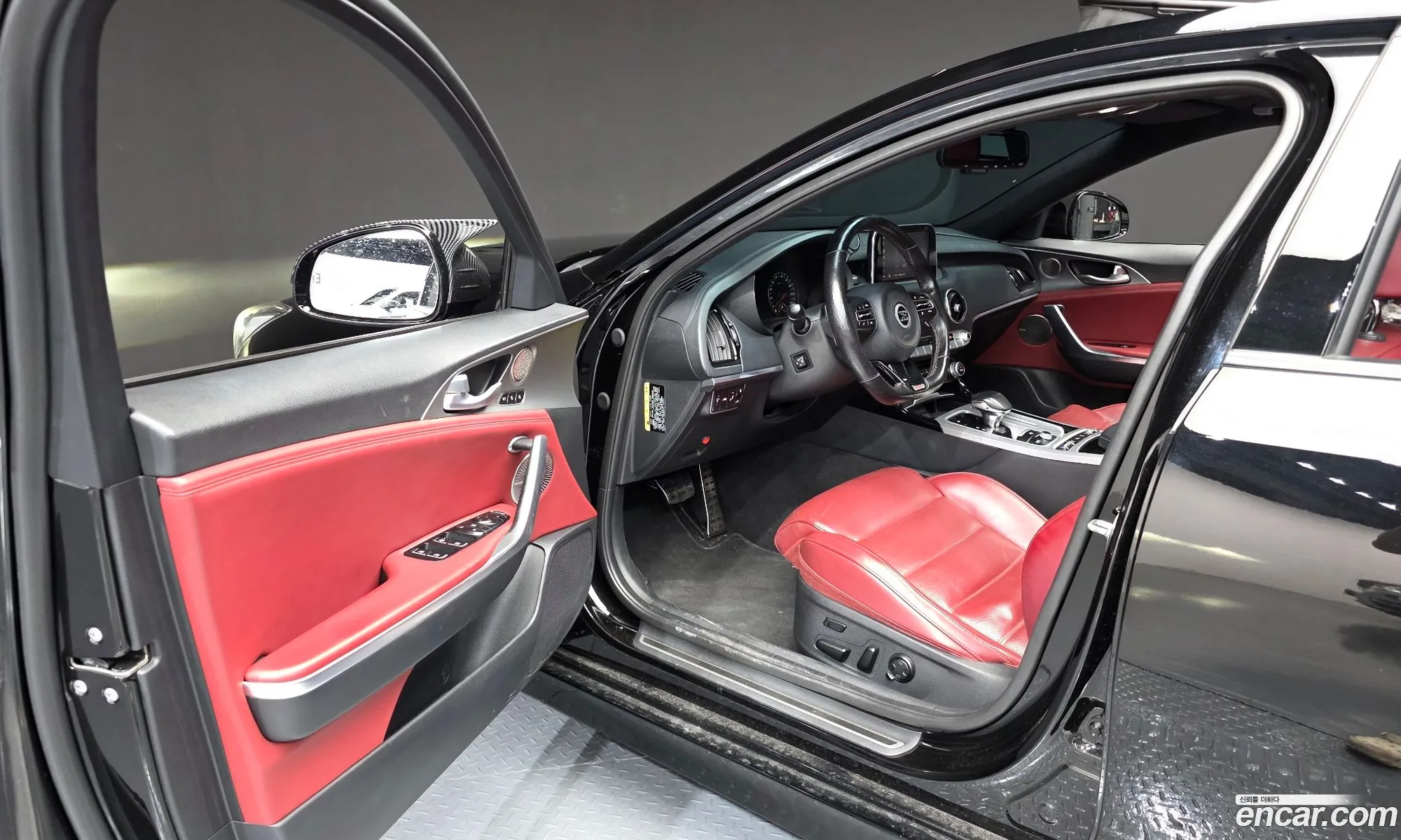 Kia Stinger 2018 — 17