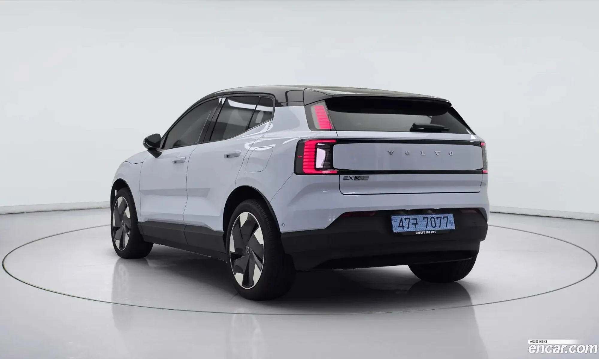 Volvo EX30 2025 — 4