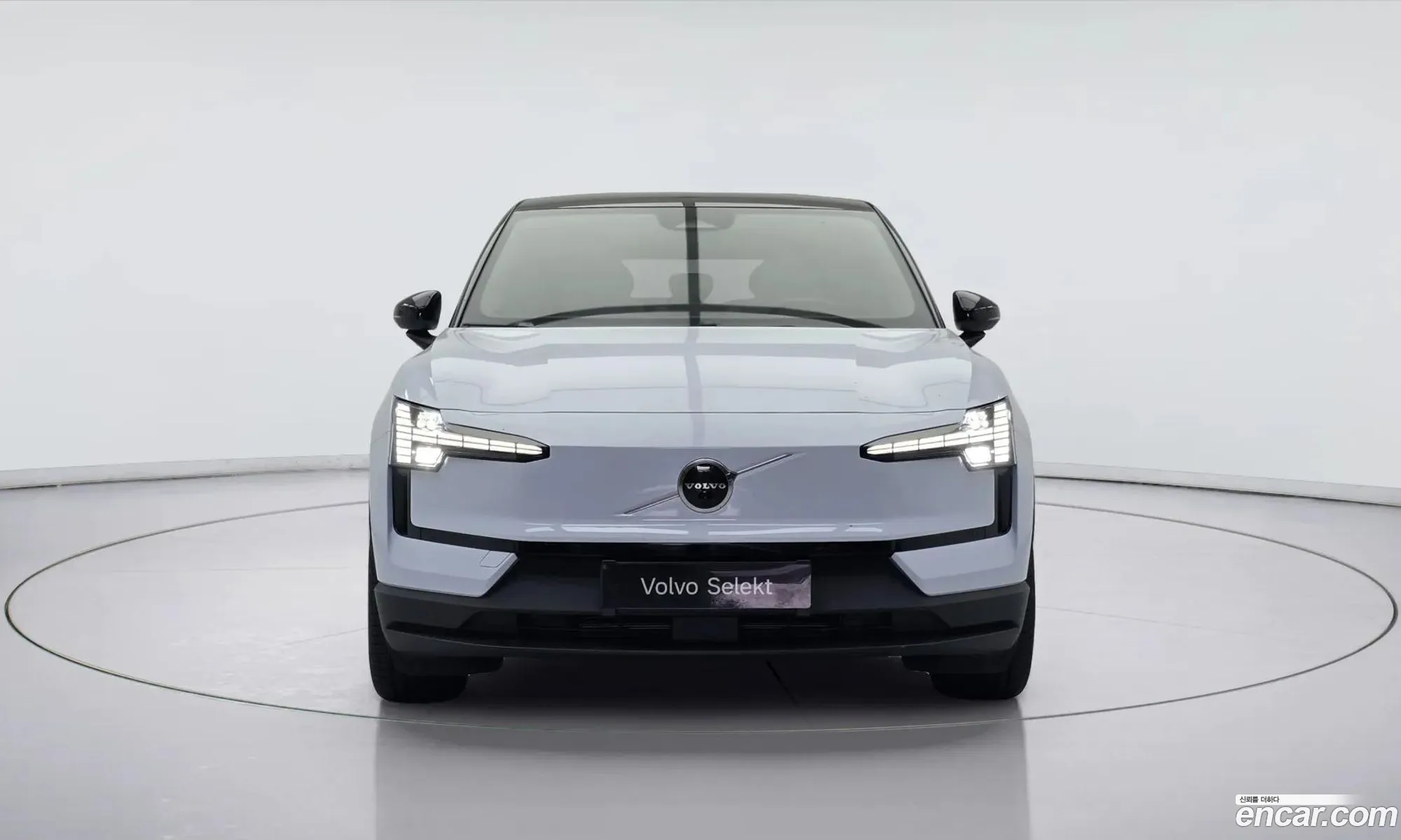 Volvo EX30 2025 — 3