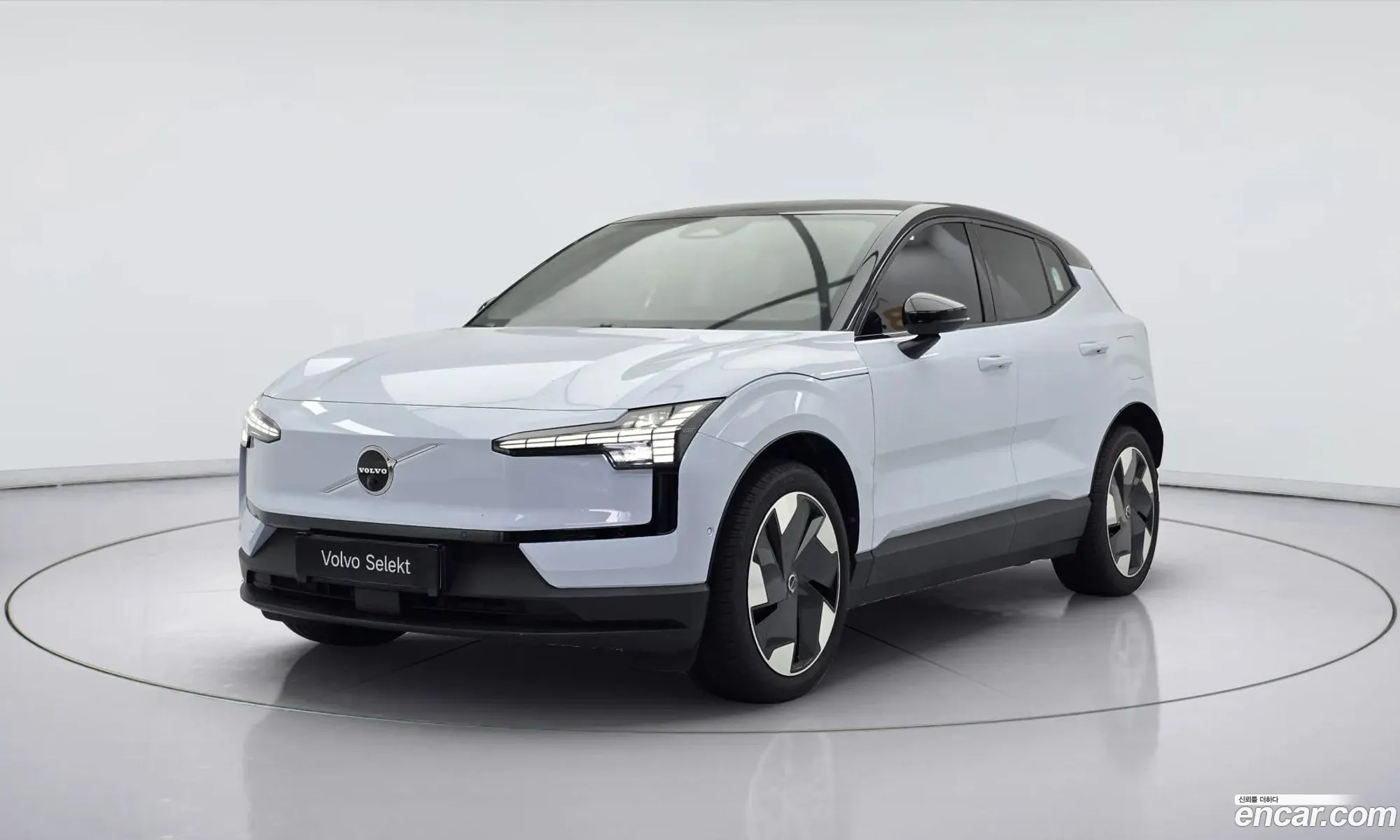 Volvo EX30 2025 — 17