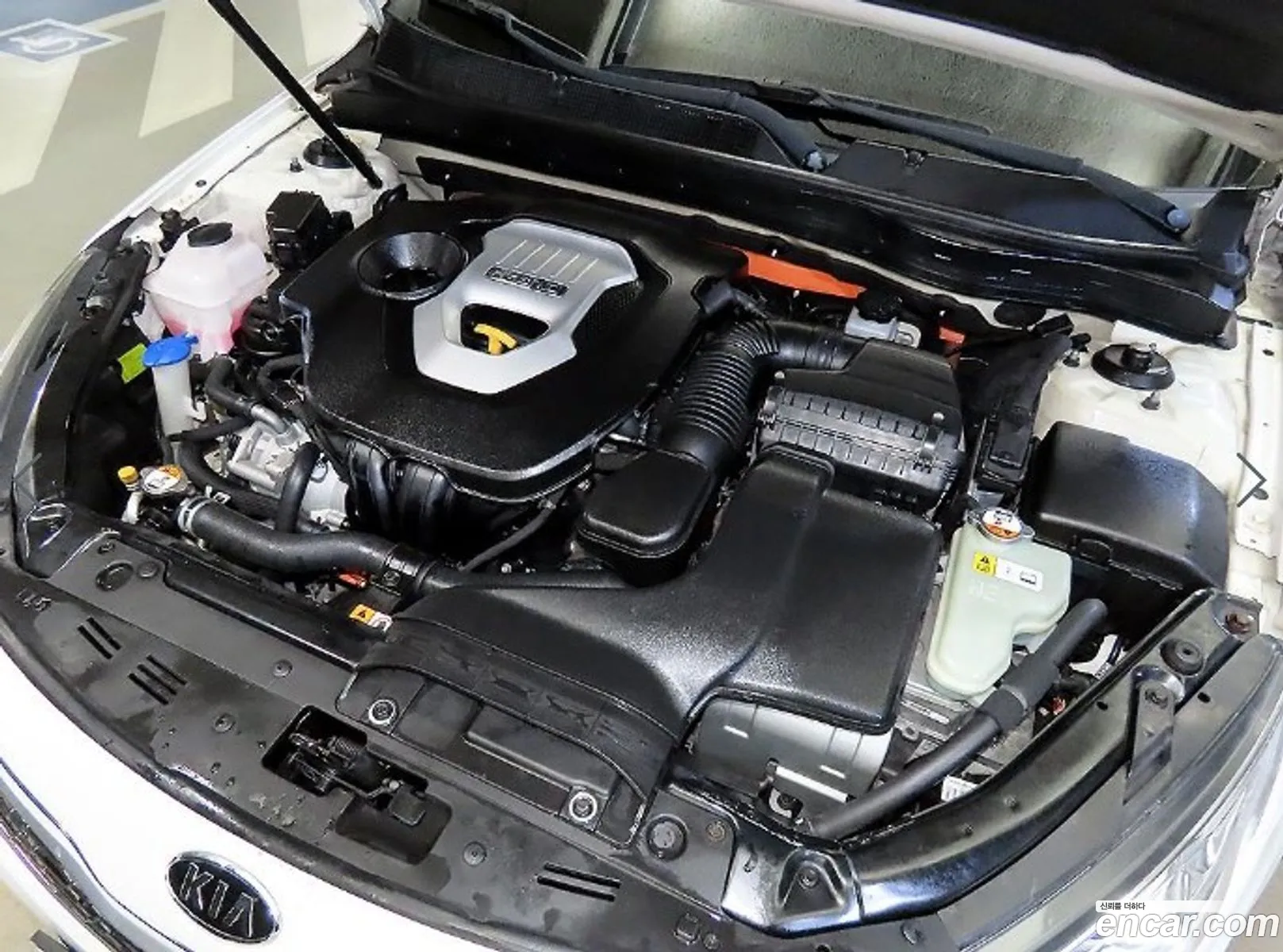 Kia K5 Hybrid 2012 — 18