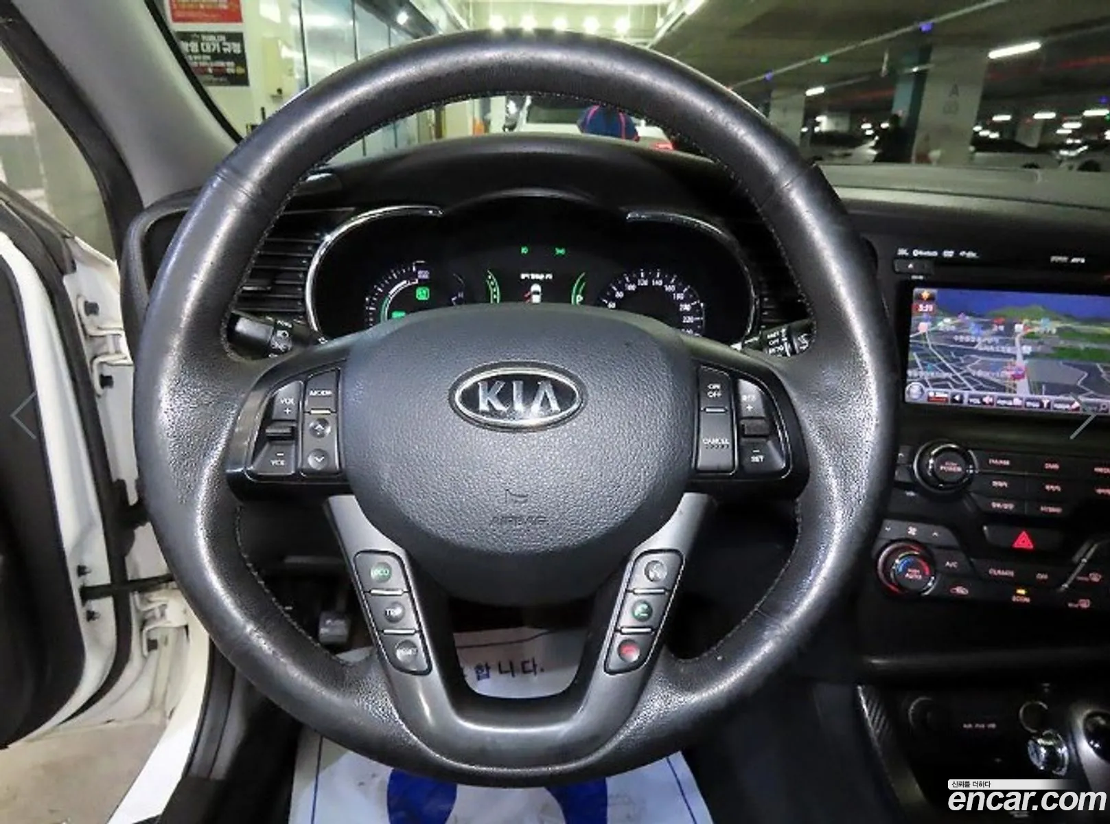 Kia K5 Hybrid 2012 — 7