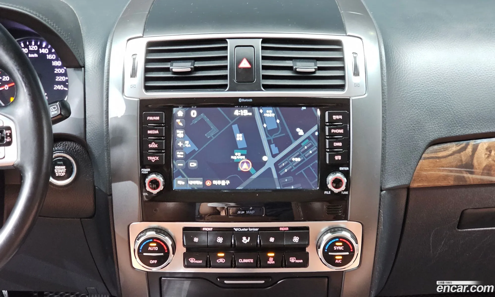 Kia Mohave 2017 KNAKN814DHA164913 — 8