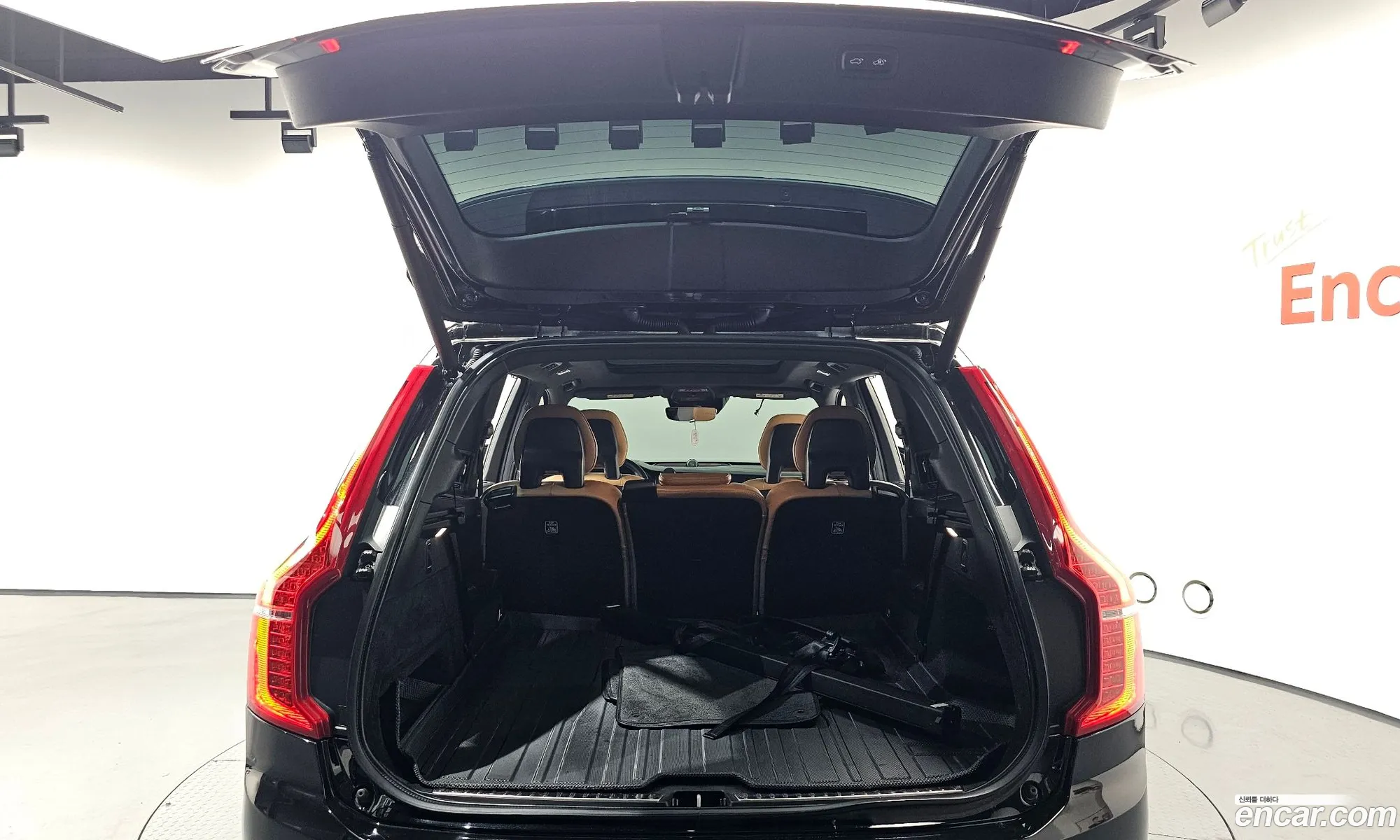 Volvo XC90 2016 — 8