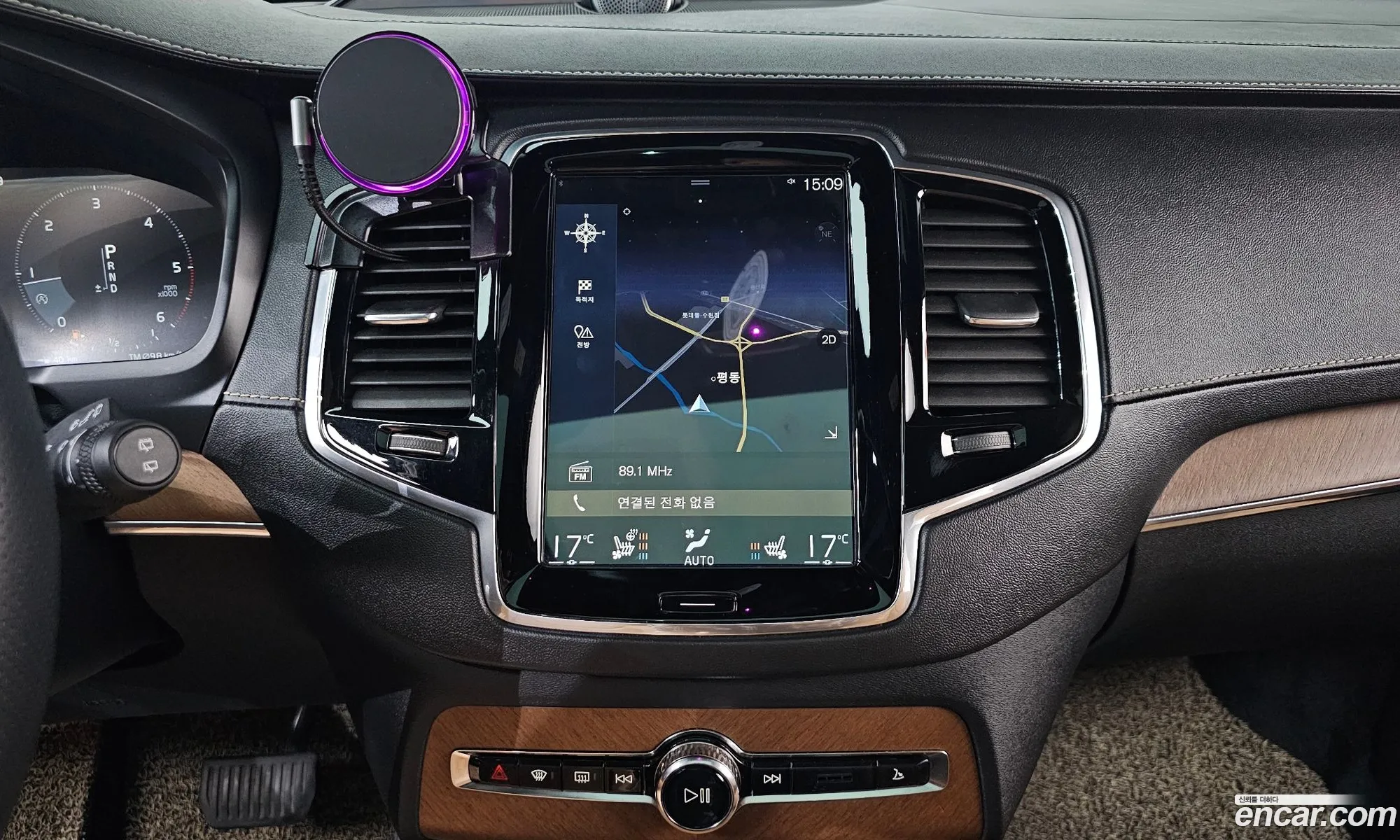 Volvo XC90 2016 — 9