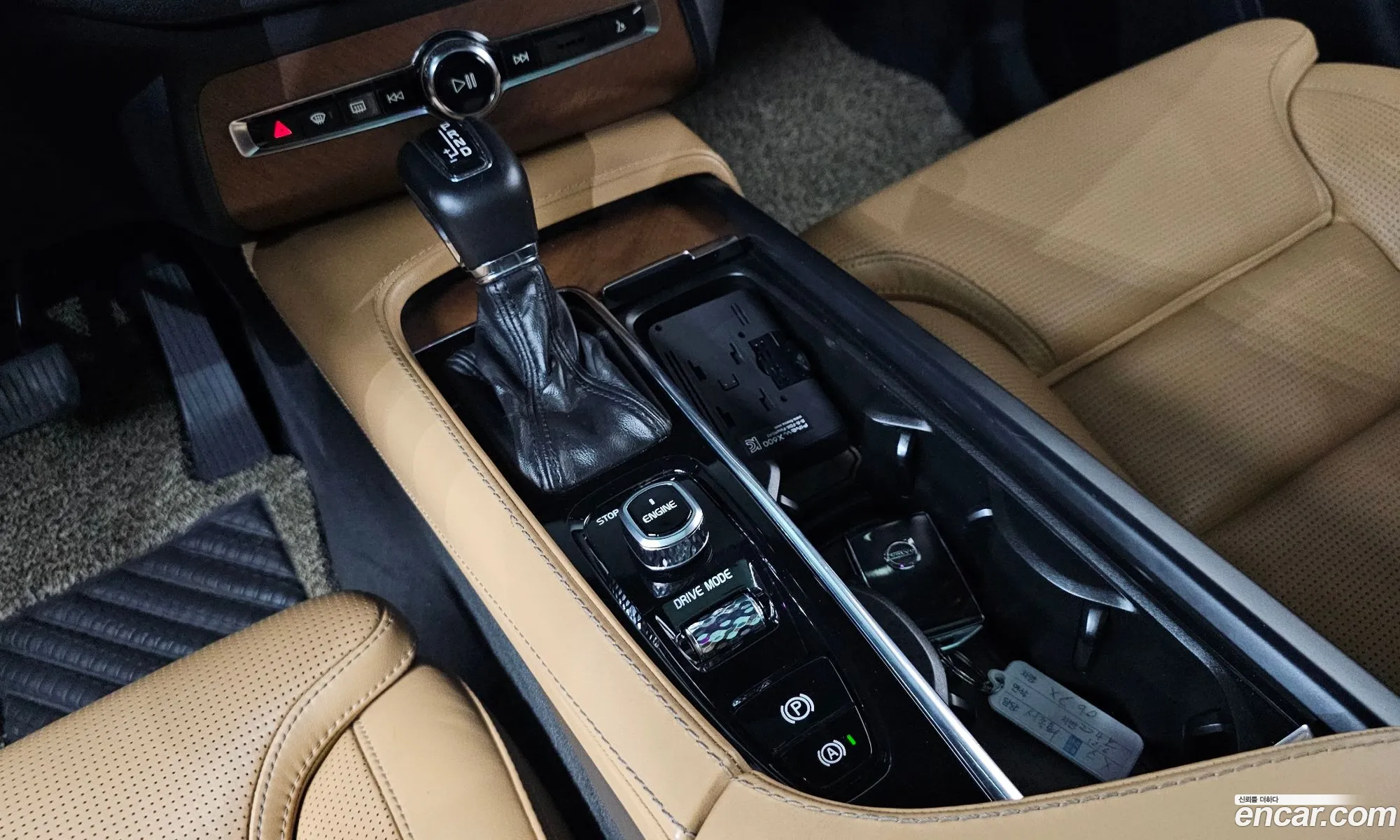 Volvo XC90 2016 — 15