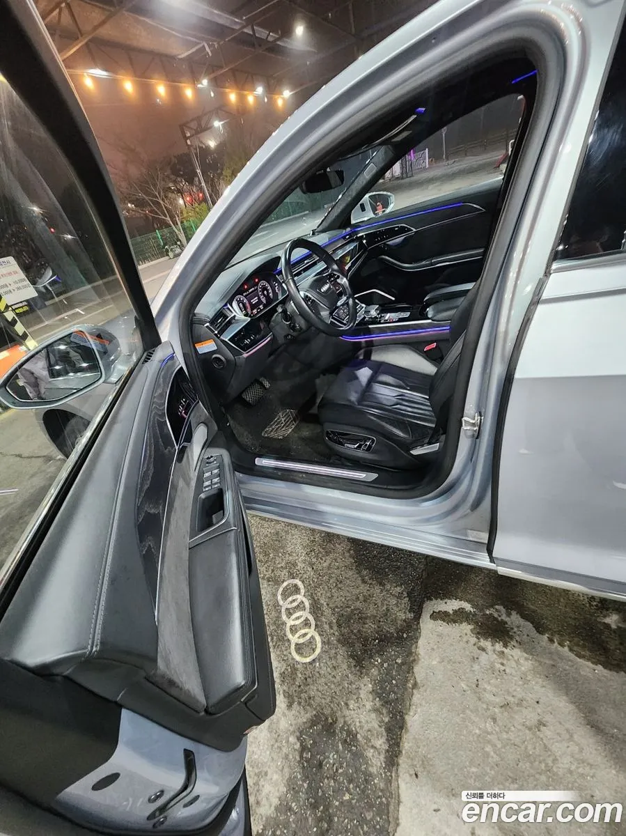 Audi A8 2020 — 5