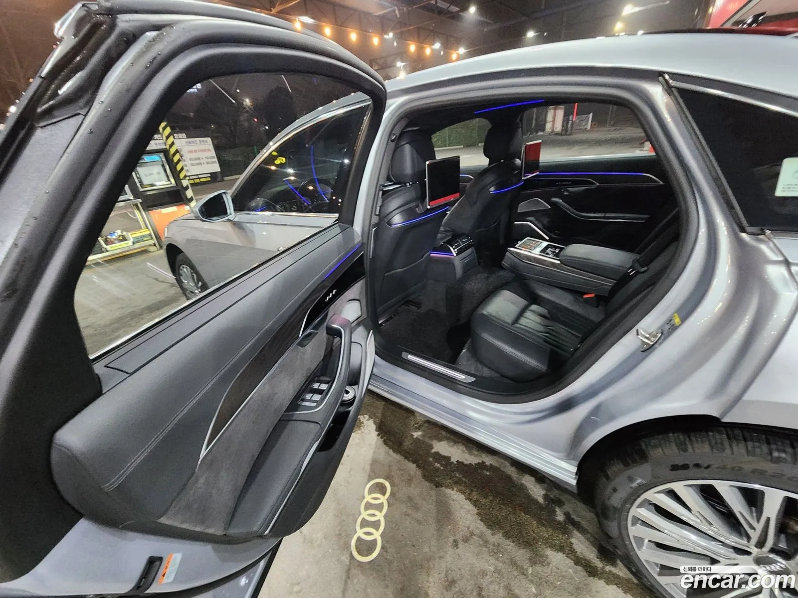 Audi A8 2020 — 15