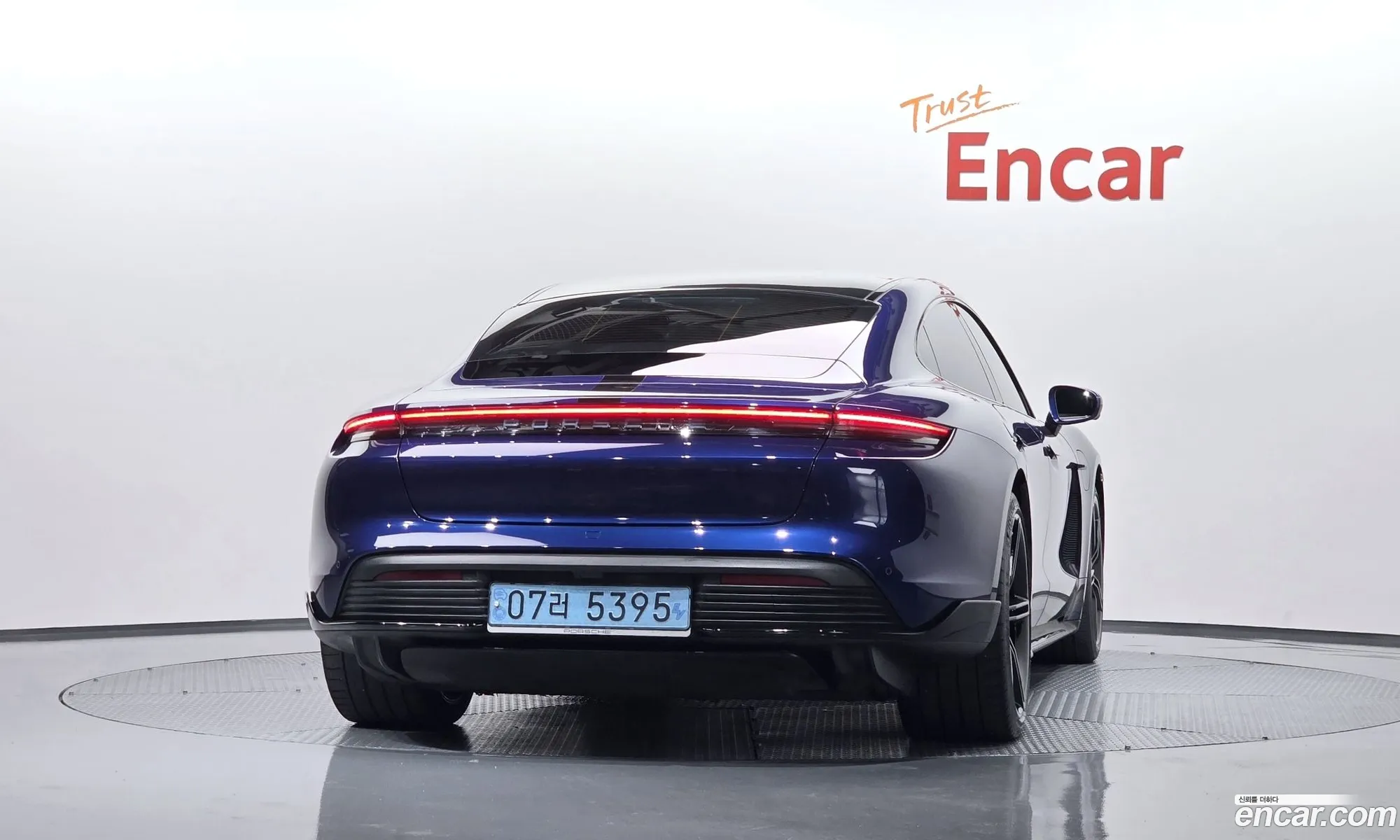 Porsche Taycan 2021 WP0AB2Y13MSA42585 — 2